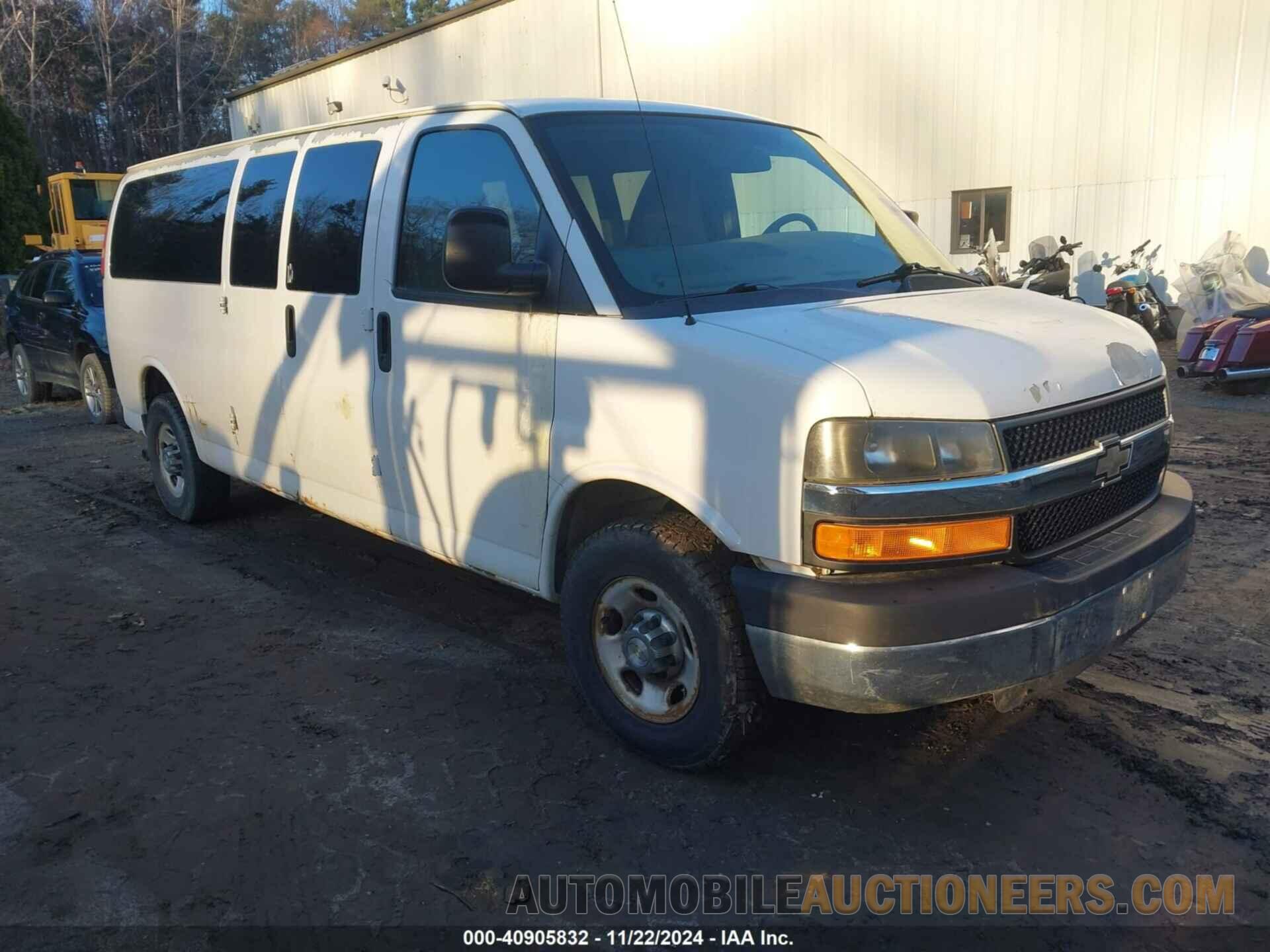 1GAZG1FGXC1142697 CHEVROLET EXPRESS 3500 2012