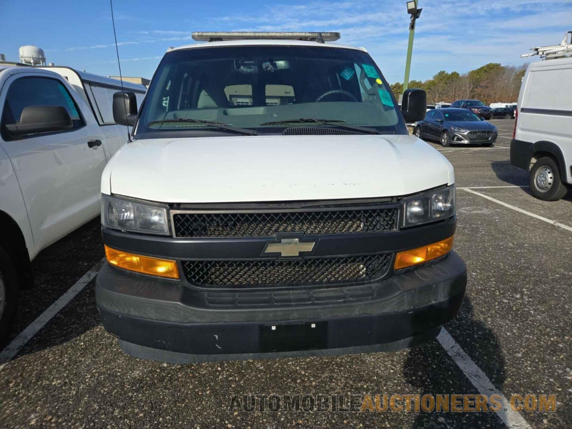 1GAZGLFP0J1191738 CHEVROLET EXPRESS 3500 2018