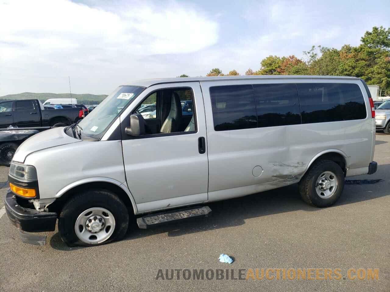 1GAZGLFP6J1335499 CHEVROLET EXPRESS 2018