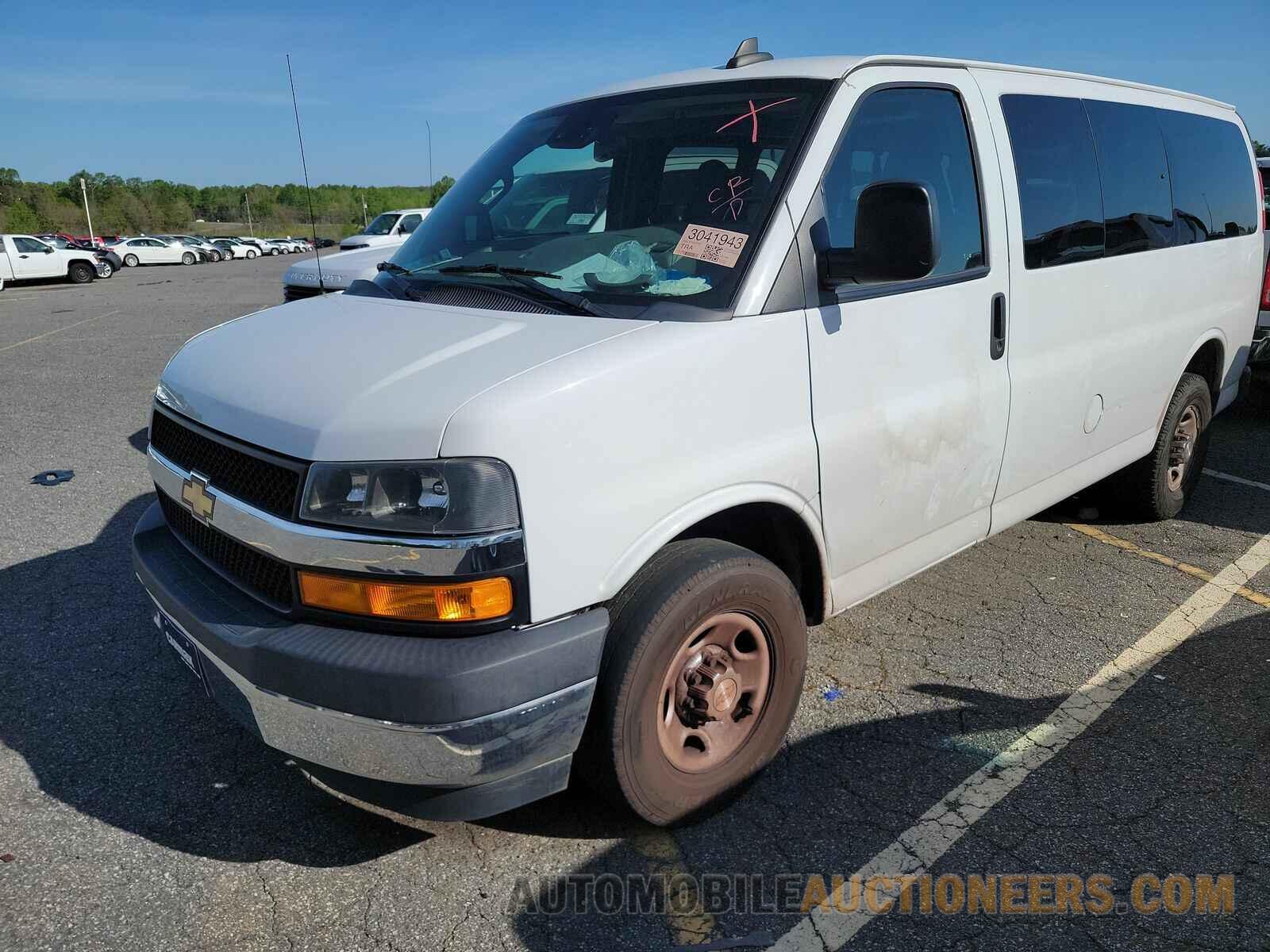 1GAZGMFP2K1312163 Chevrolet Express 2019