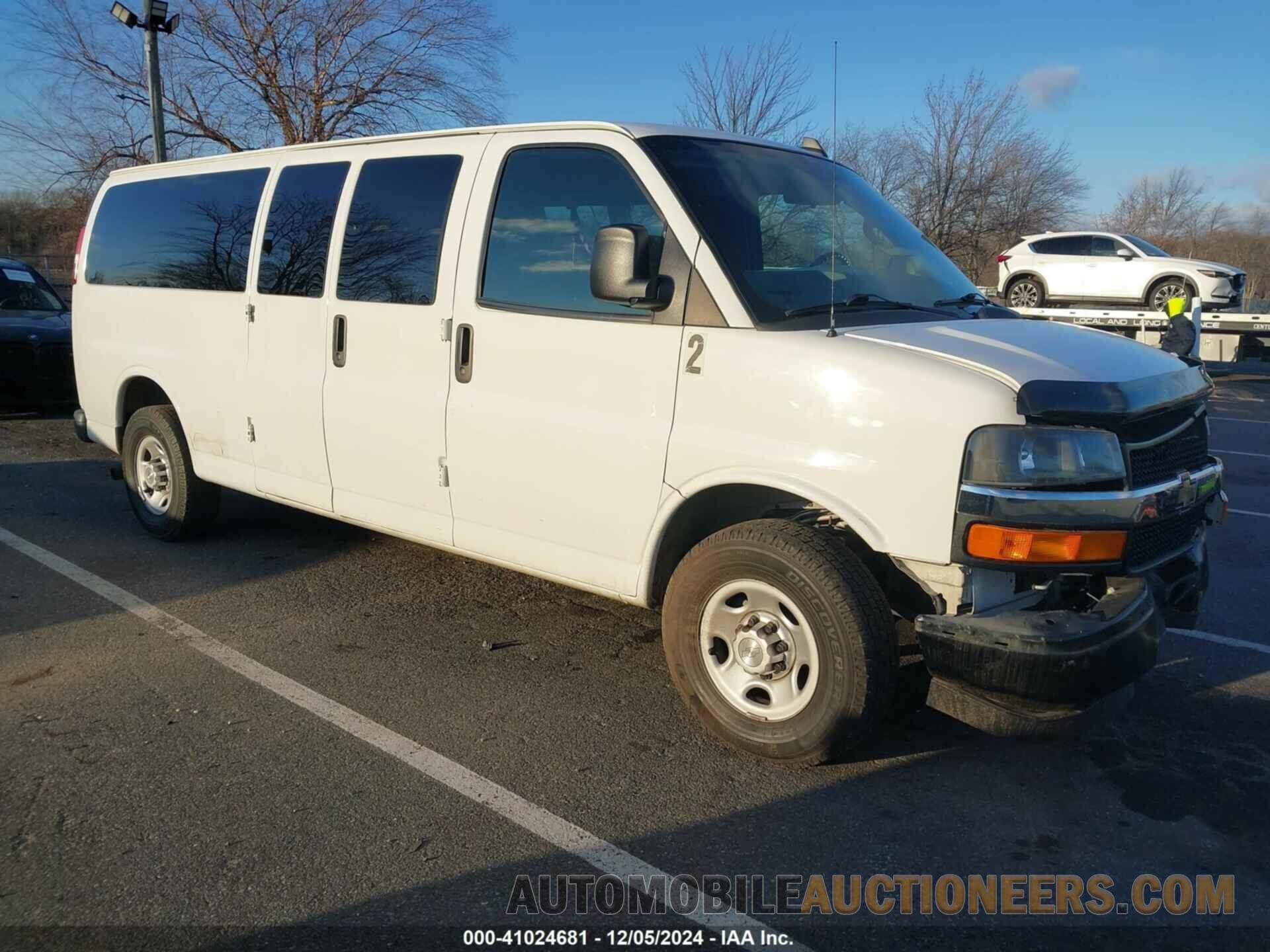 1GAZGNFF6H1158403 CHEVROLET EXPRESS 3500 2017