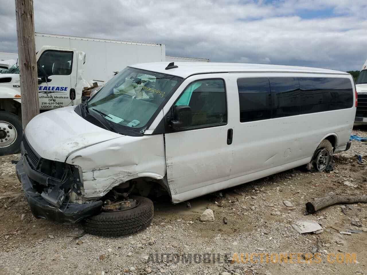 1GAZGNFG9J1290151 CHEVROLET EXPRESS 2018