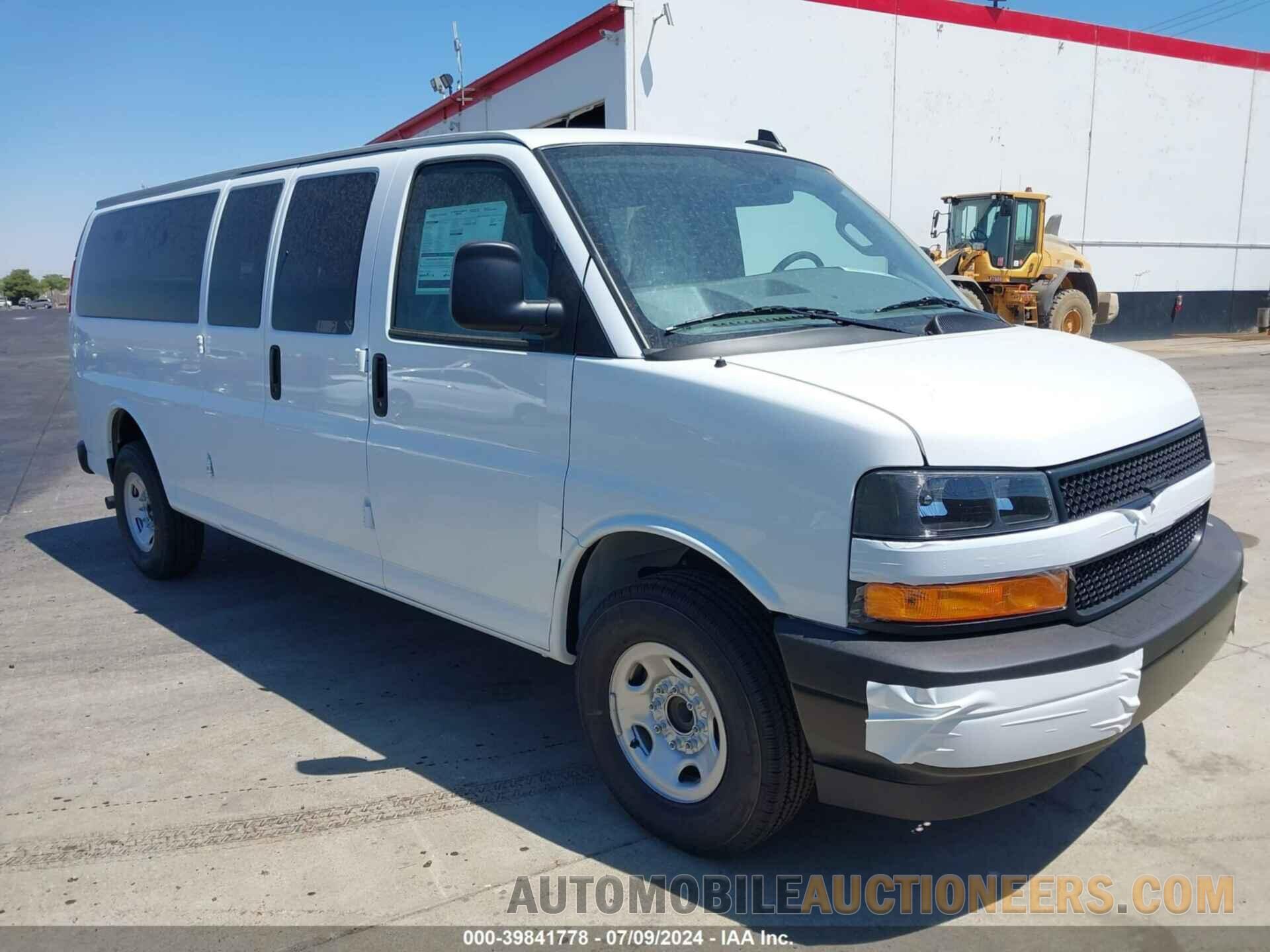 1GAZGNFP0R1204334 CHEVROLET EXPRESS PASSENGER 2024