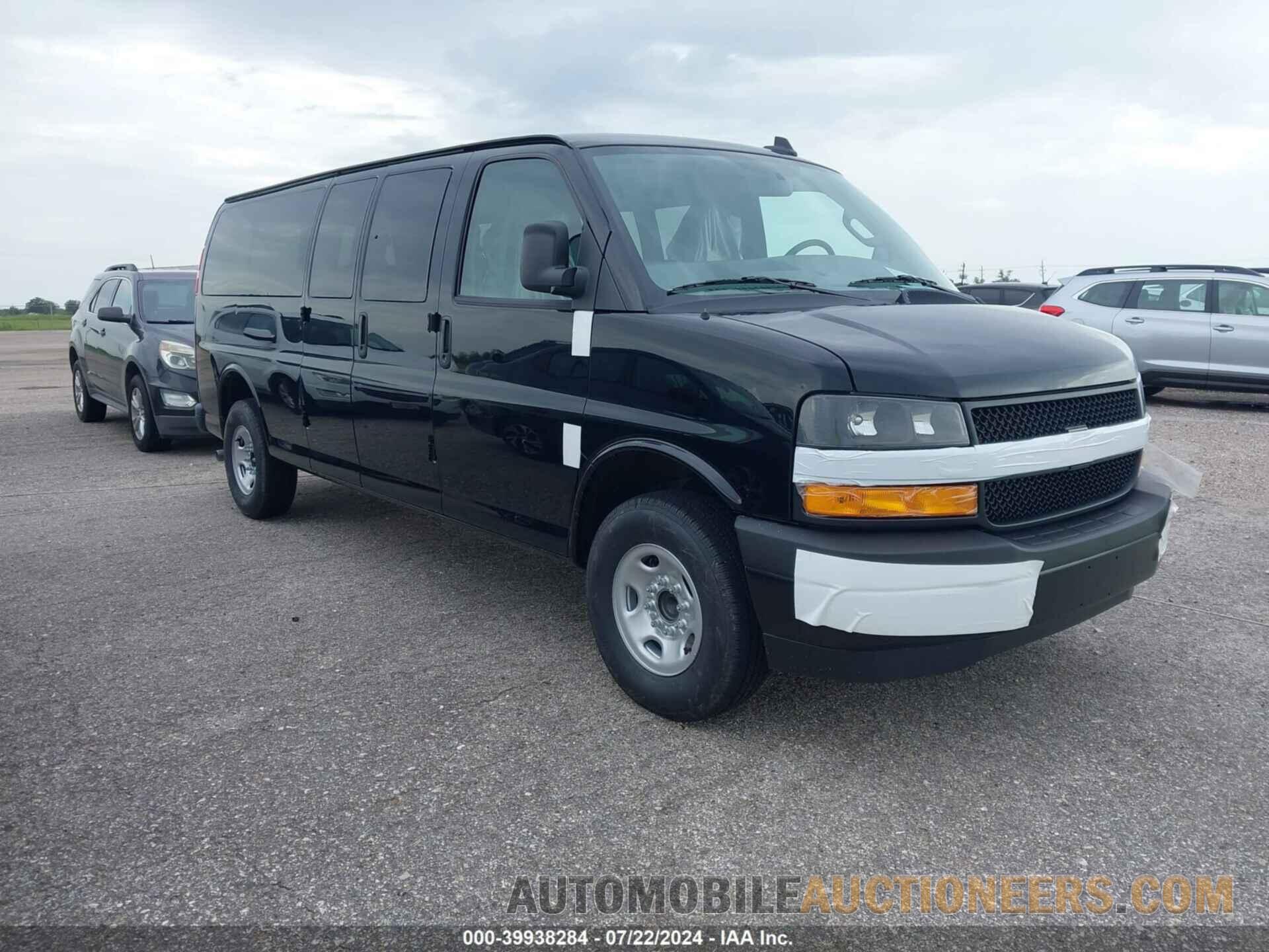 1GAZGNFP0R1206357 CHEVROLET EXPRESS PASSENGER 2024