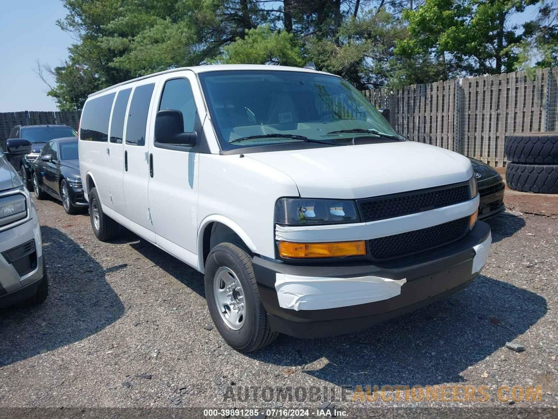 1GAZGNFP0R1213325 CHEVROLET EXPRESS PASSENGER 2024