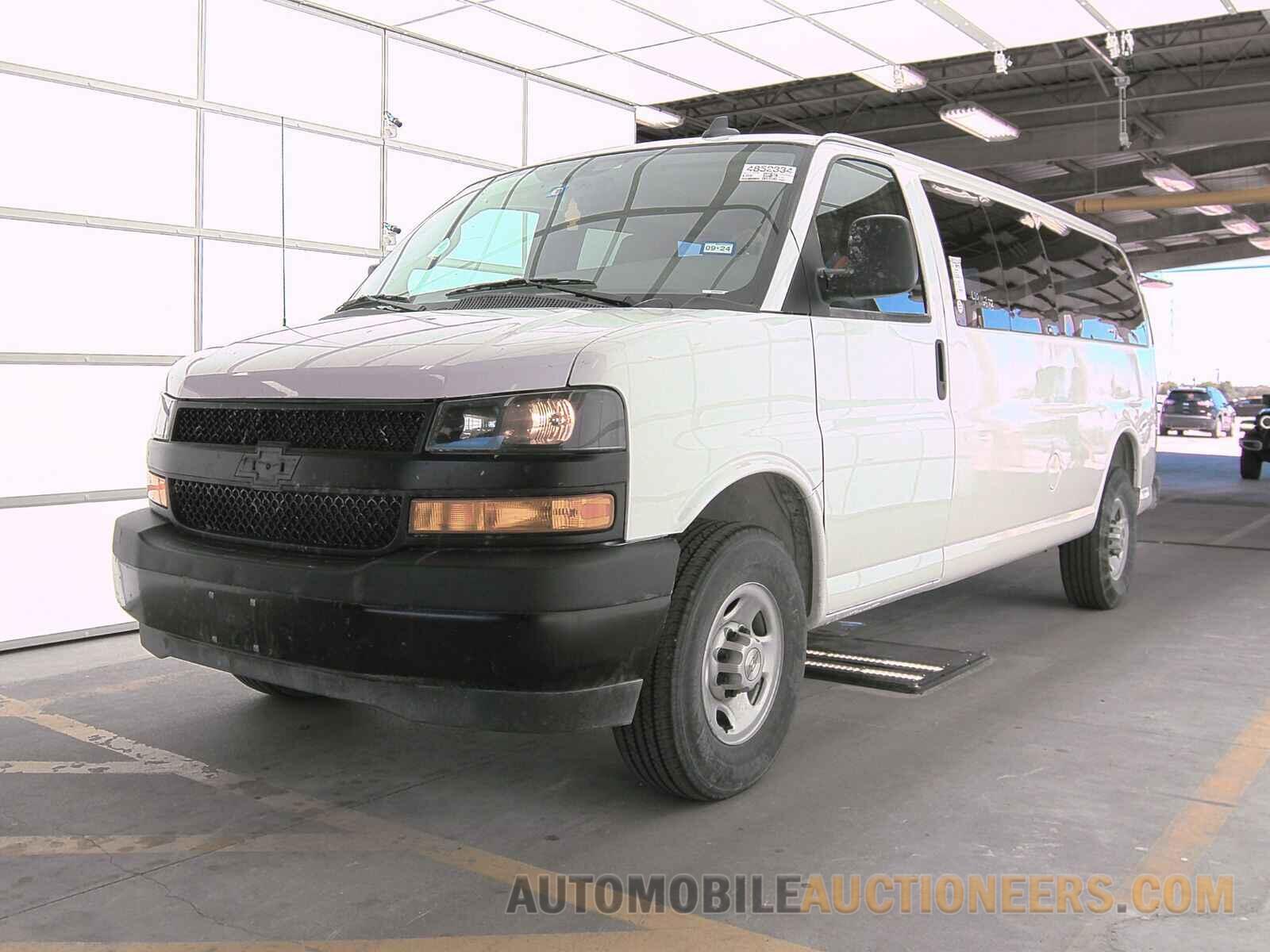 1GAZGNFP5P1104789 Chevrolet Express Passenger 2023