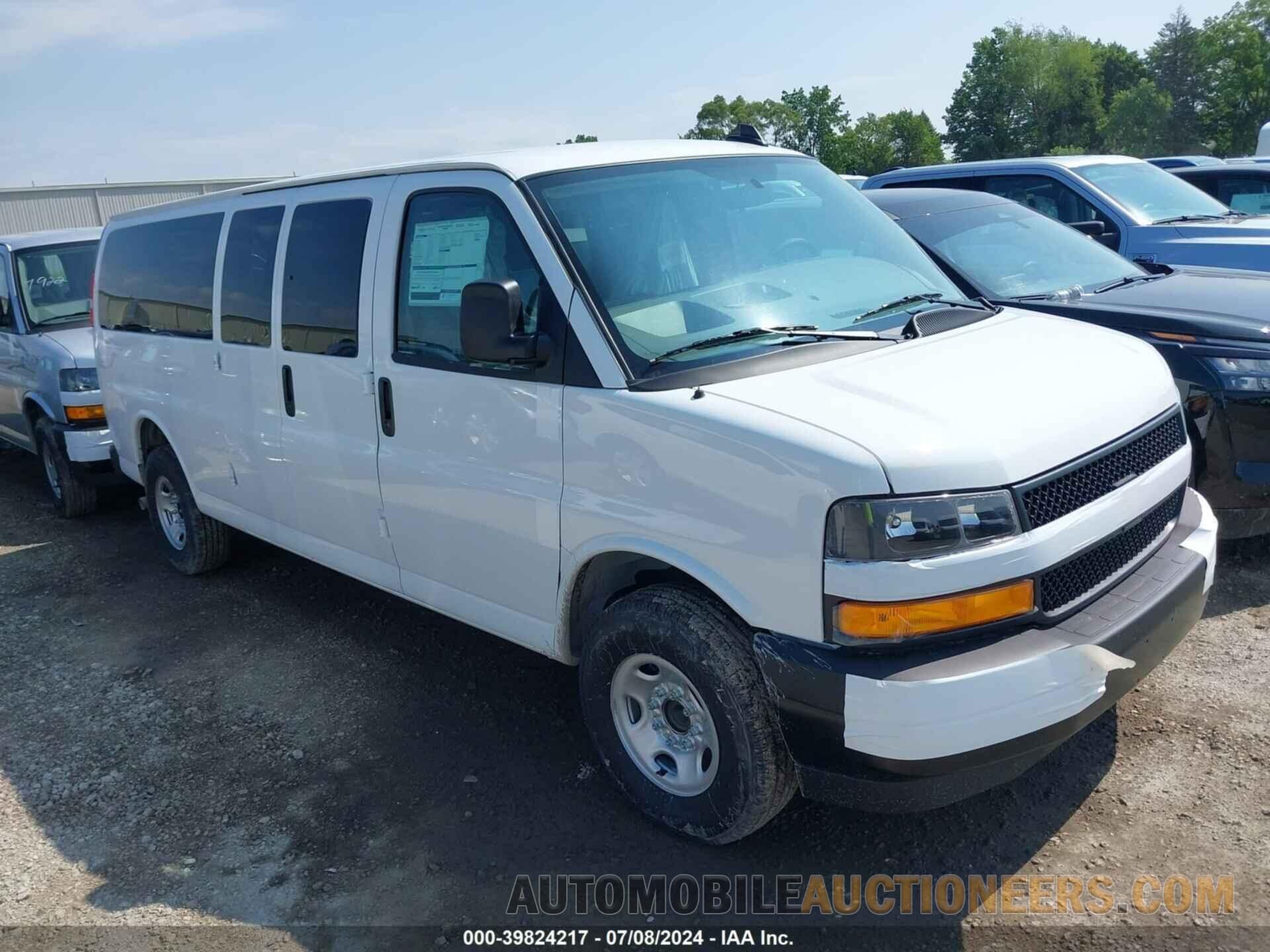 1GAZGNFP6R1210168 CHEVROLET EXPRESS PASSENGER 2024