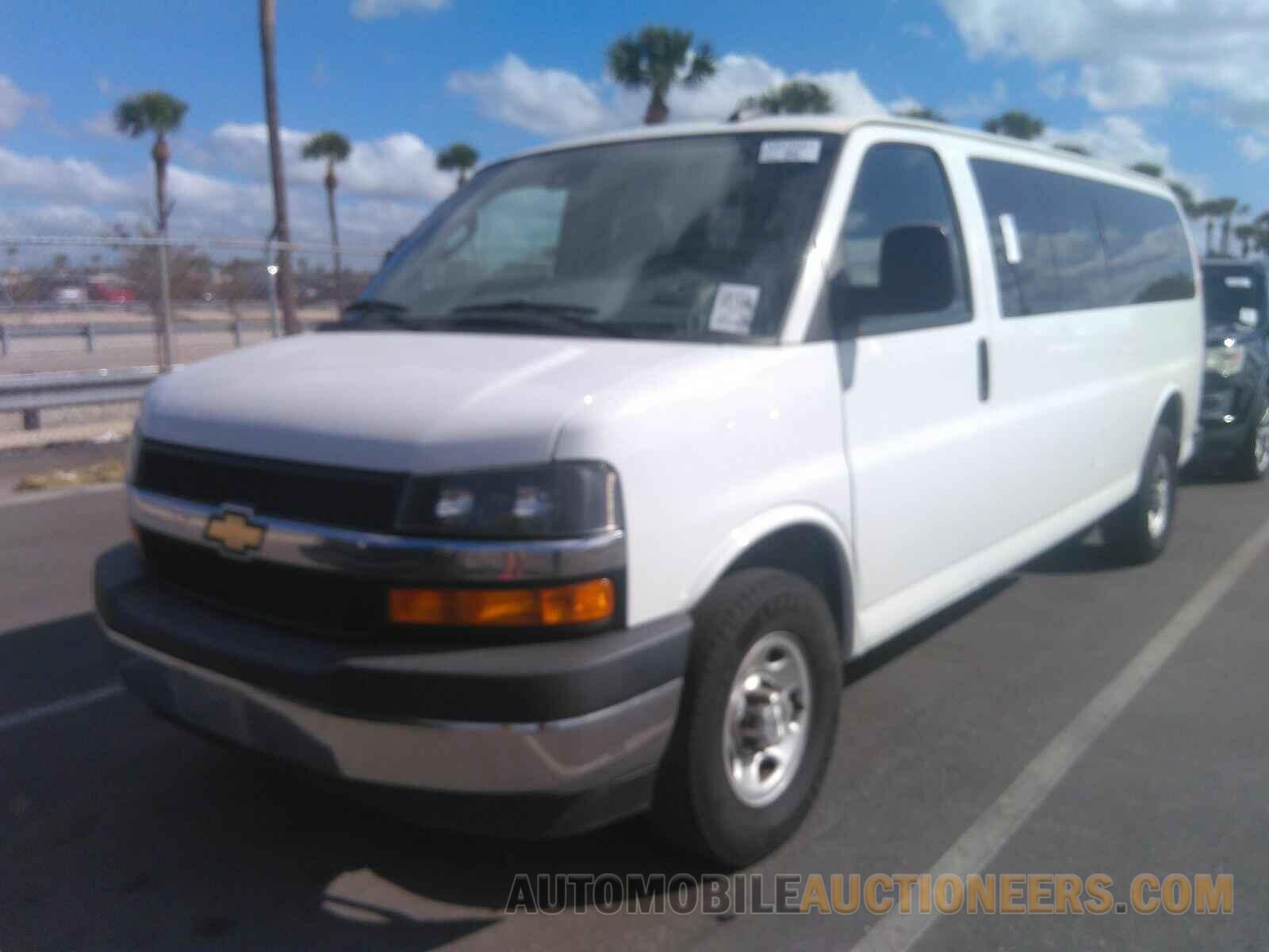 1GAZGNFP7M1169994 Chevrolet Express Passenger 2021