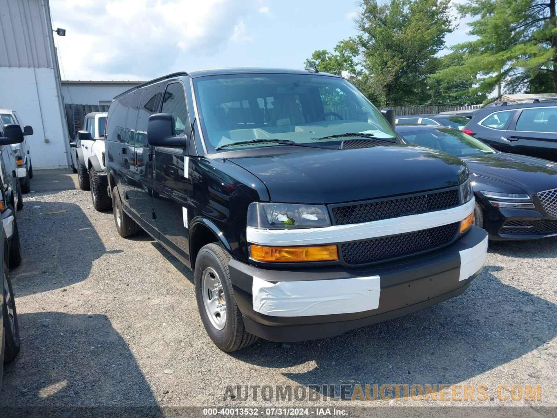 1GAZGNFP8R1212844 CHEVROLET EXPRESS PASSENGER 2024