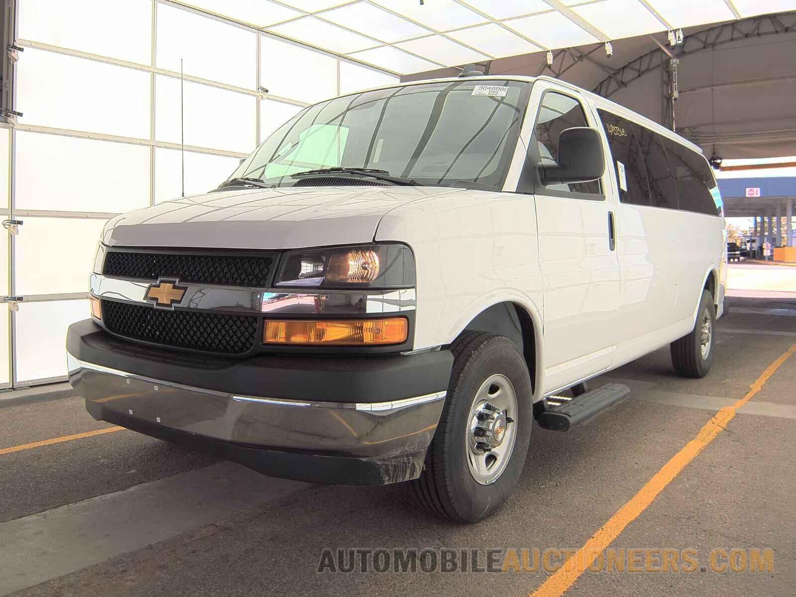 1GAZGPF74R1230172 Chevrolet Express 2024