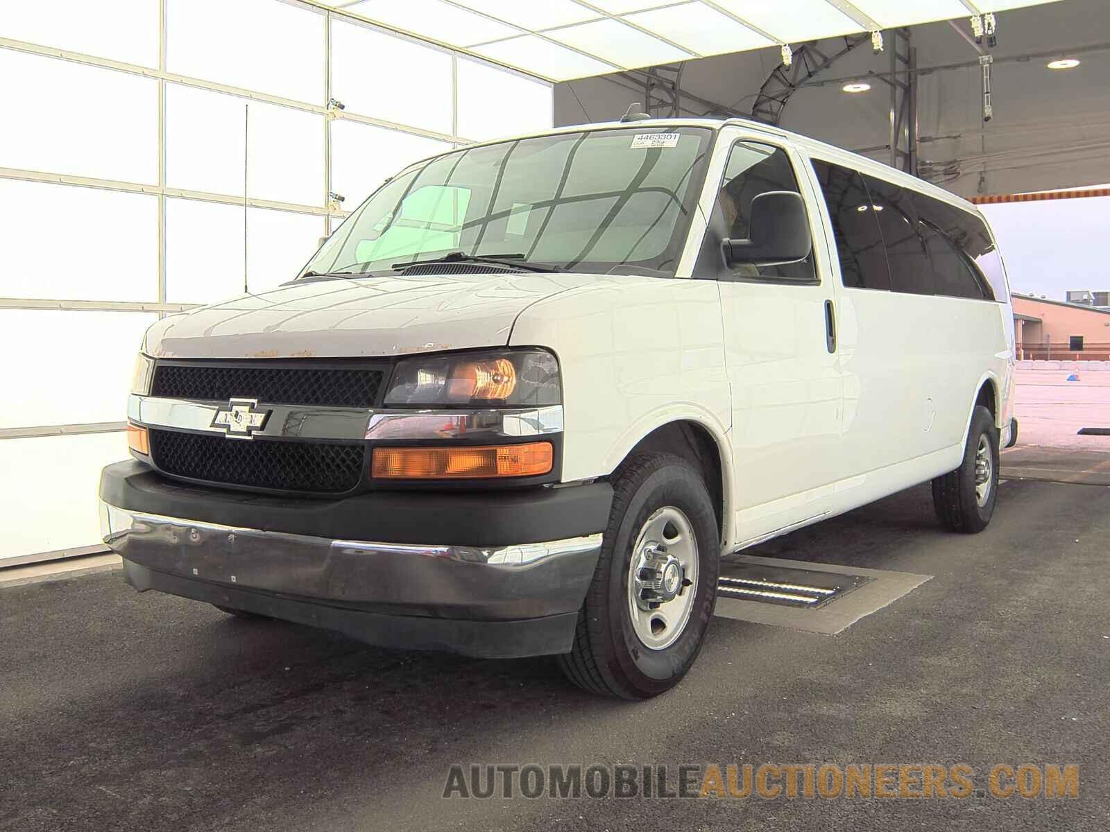 1GAZGPFF3H1349613 Chevrolet Express 2017