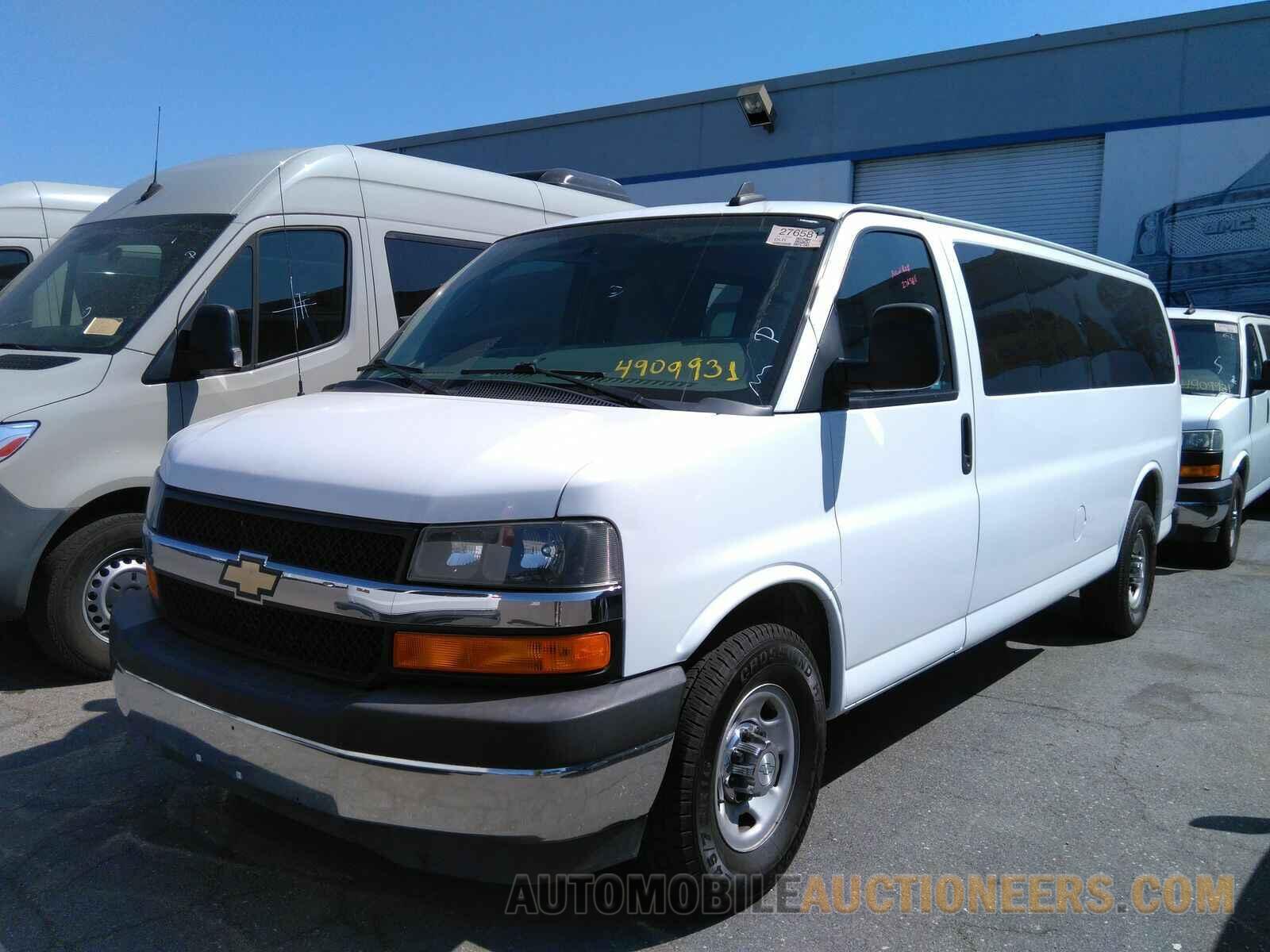 1GAZGPFG0H1169353 Chevrolet Express Passenger 2017