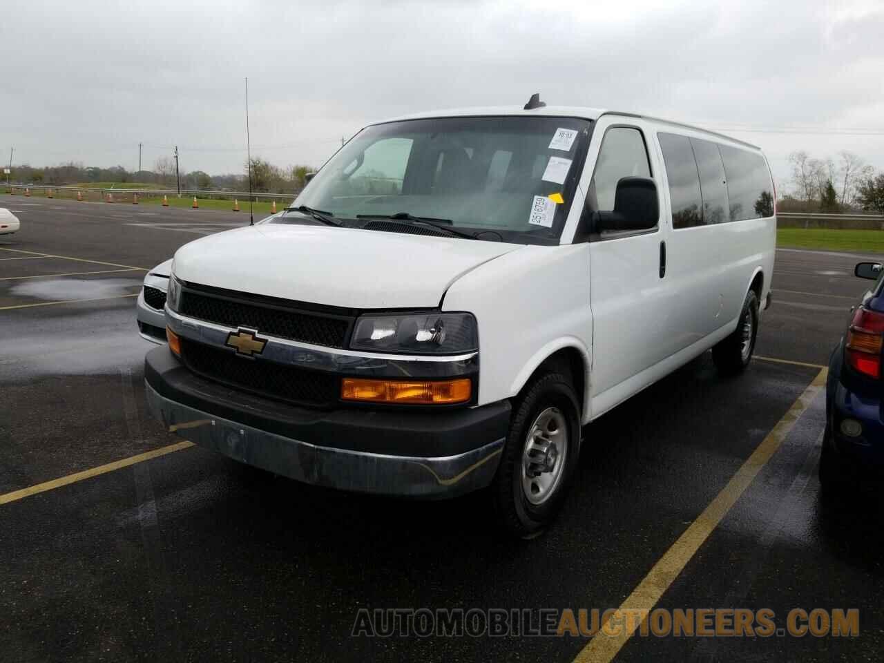 1GAZGPFG1J1288440 Chevrolet Express Passenger 2018