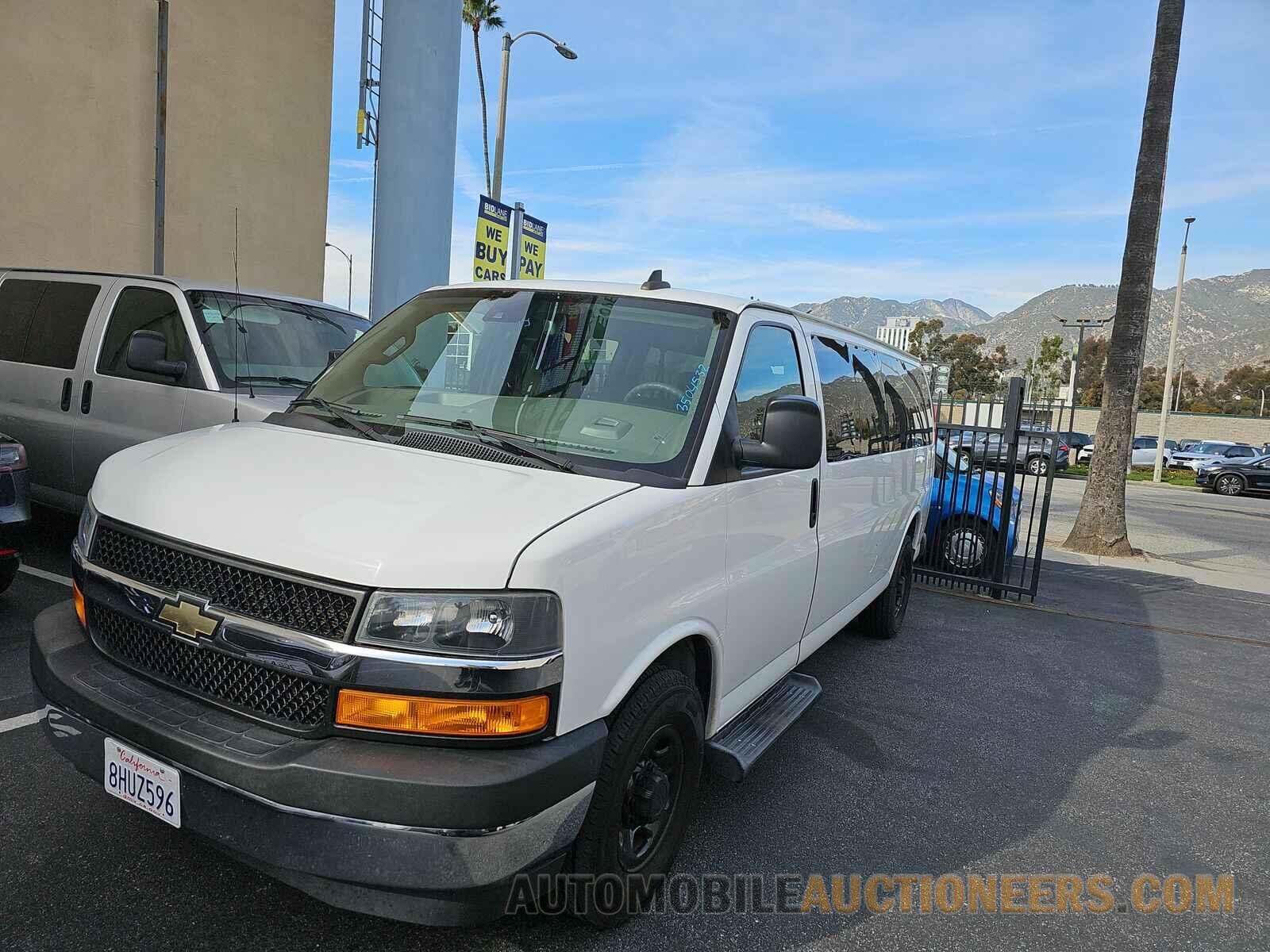 1GAZGPFG5K1214777 Chevrolet Express 2019