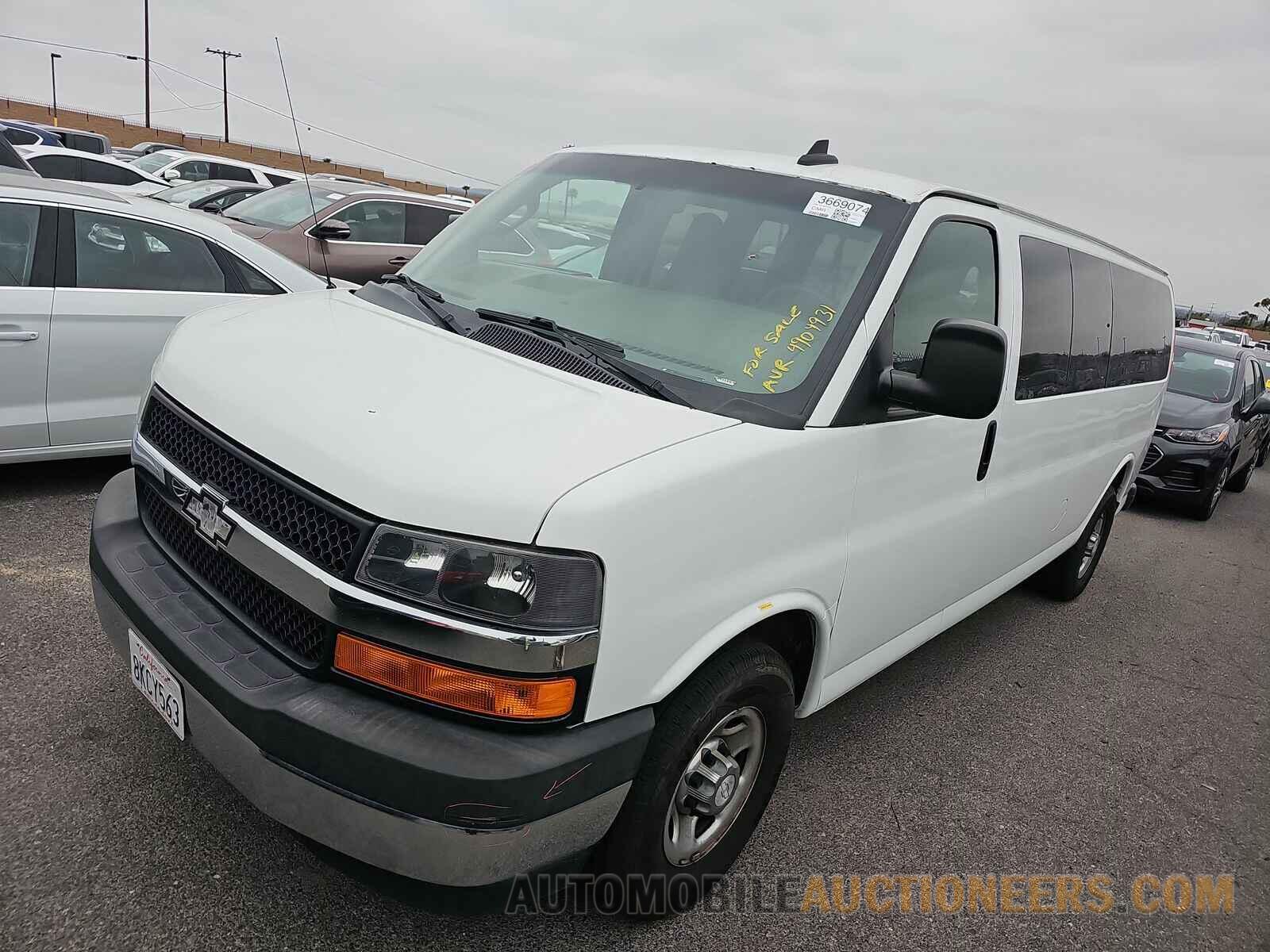 1GAZGPFG6H1337416 Chevrolet Express 2017