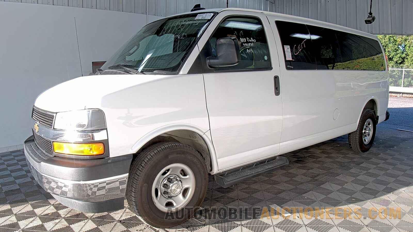 1GAZGPFP6M1221286 Chevrolet Express Passenger 2021