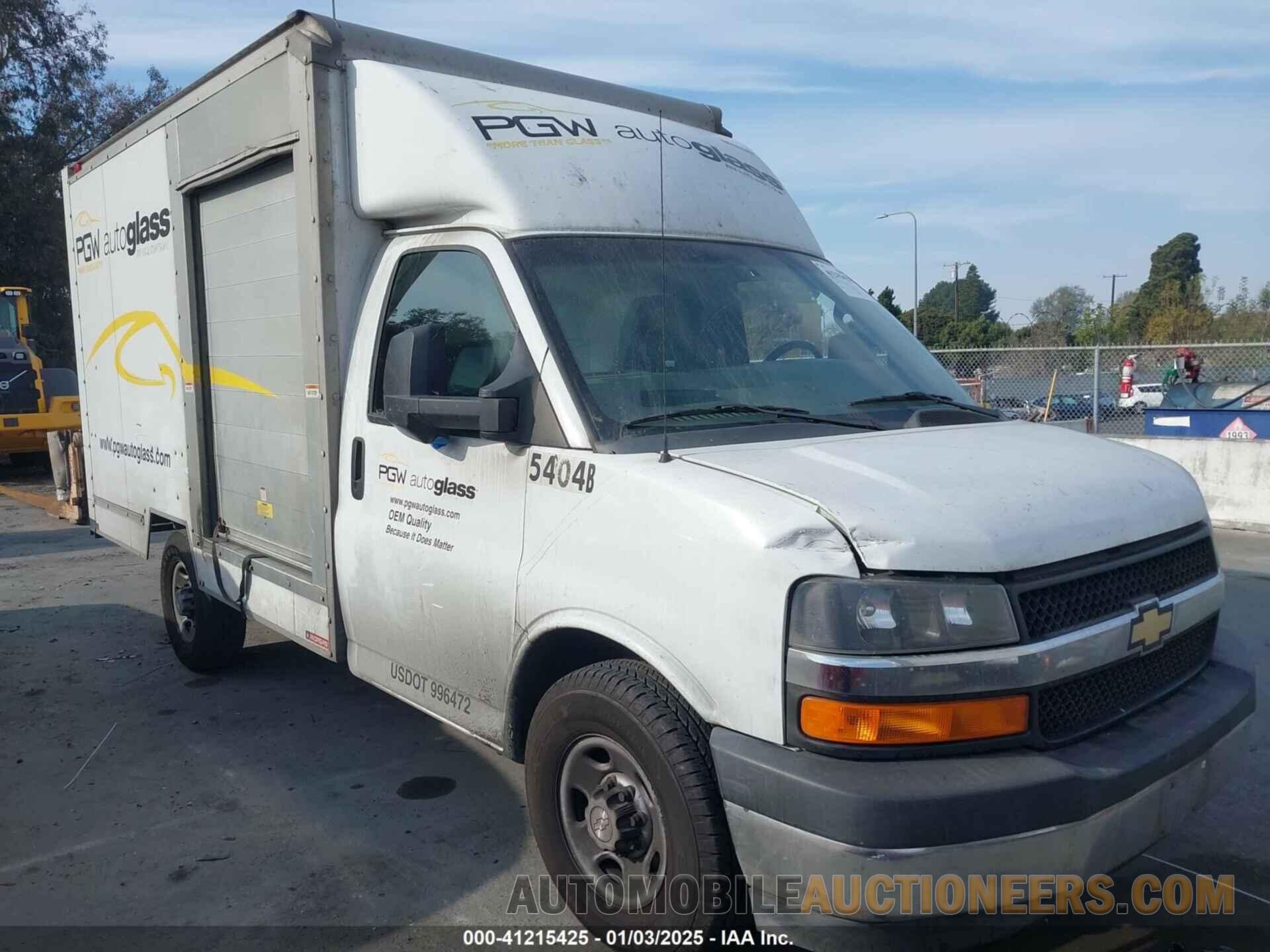 1GB0GRFG2H1352690 CHEVROLET EXPRESS CUTAWAY 2017