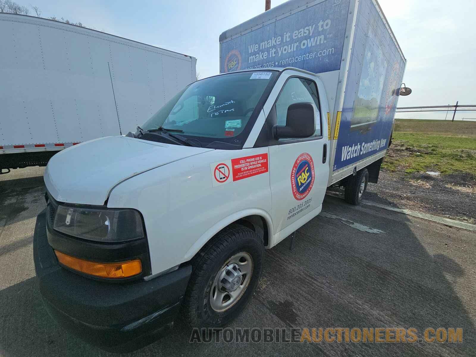 1GB0GRFP2J1299723 Chevrolet Express 2018