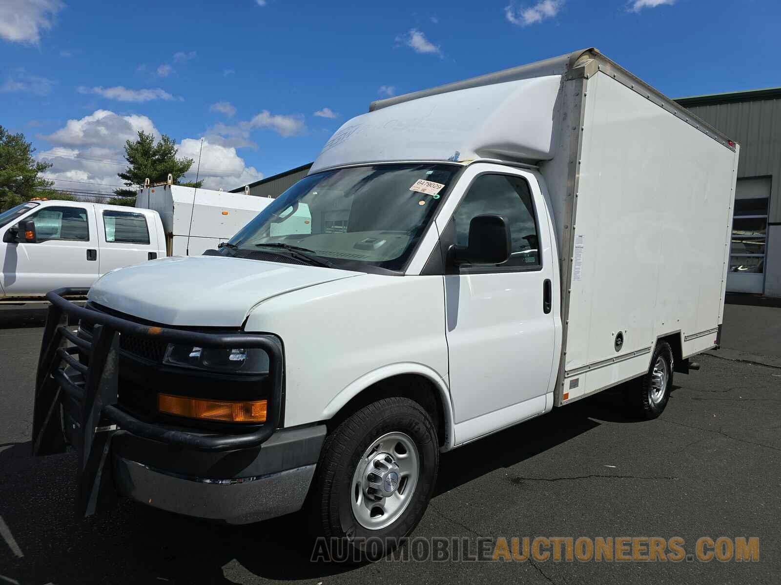 1GB0GRFP6K1190182 Chevrolet Express 2019