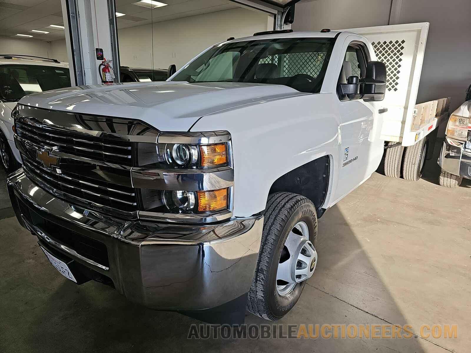 1GB3CYCG7HF158571 Chevrolet Silverado 3500HD 2017