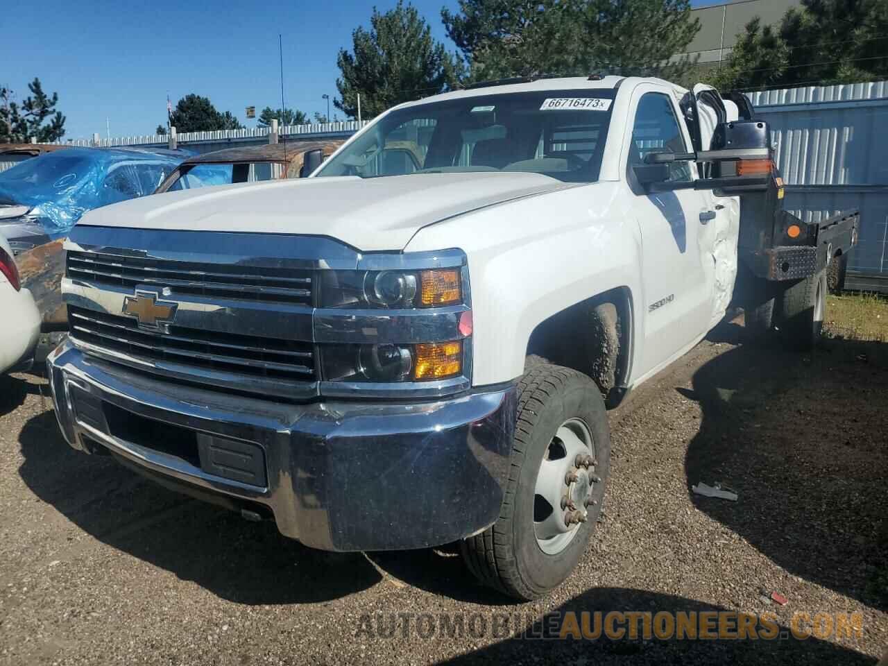 1GB4KYCG7JF107035 CHEVROLET ALL Models 2018