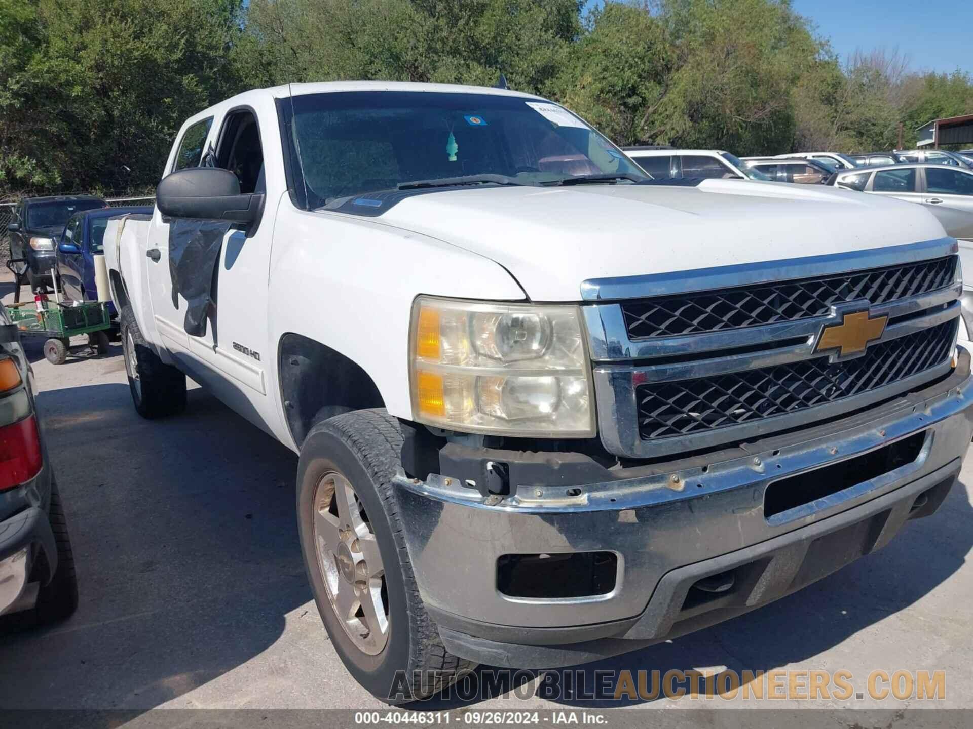 1GC1CXC8XDF185652 CHEVROLET SILVERADO 2500HD 2013