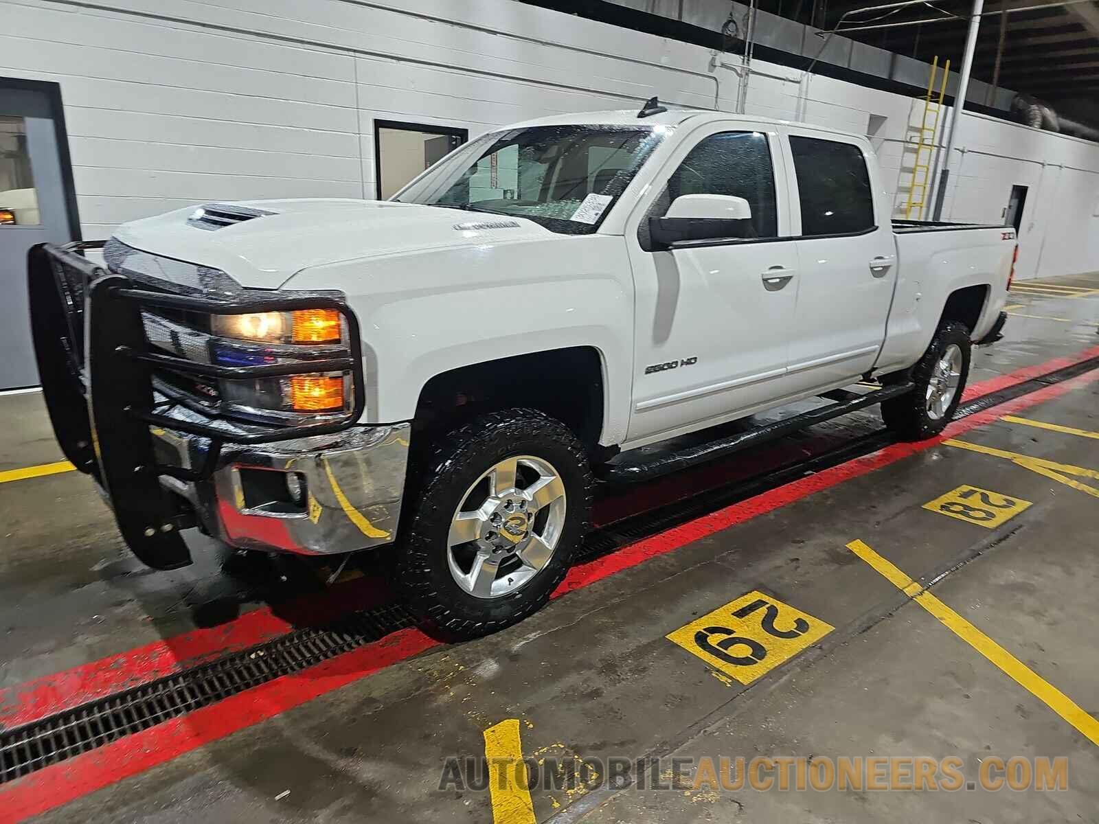 1GC1KVEY4JF108100 Chevrolet Silverado 2500HD 2018