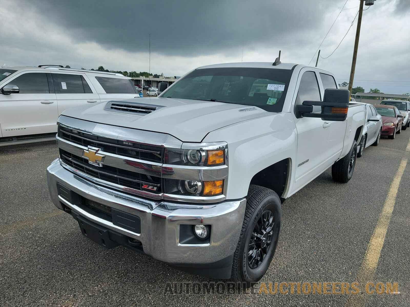 1GC1KVEY5JF220677 Chevrolet Silverado 2500HD 2018