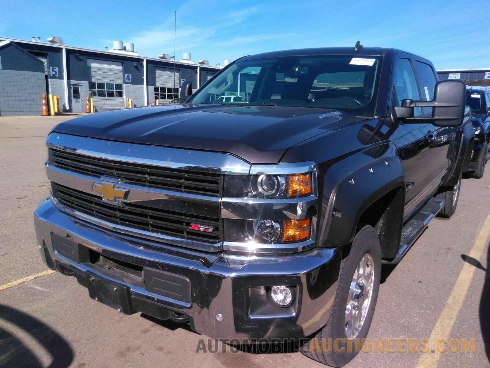 1GC1KWE86FF125719 Chevrolet Silverado 2500HD 2015