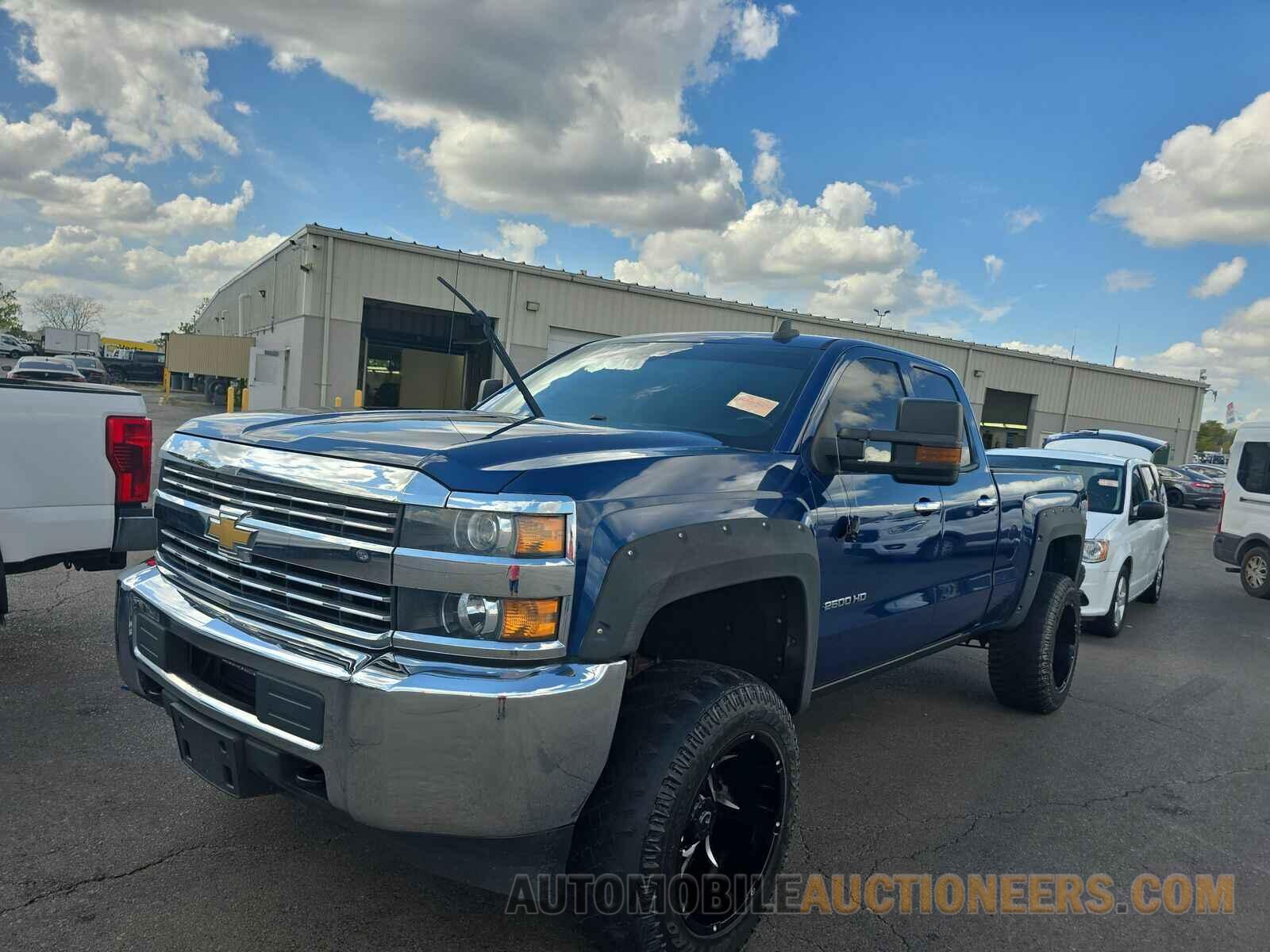 1GC2KUEG7FZ558156 Chevrolet Silverado 2500HD 2015