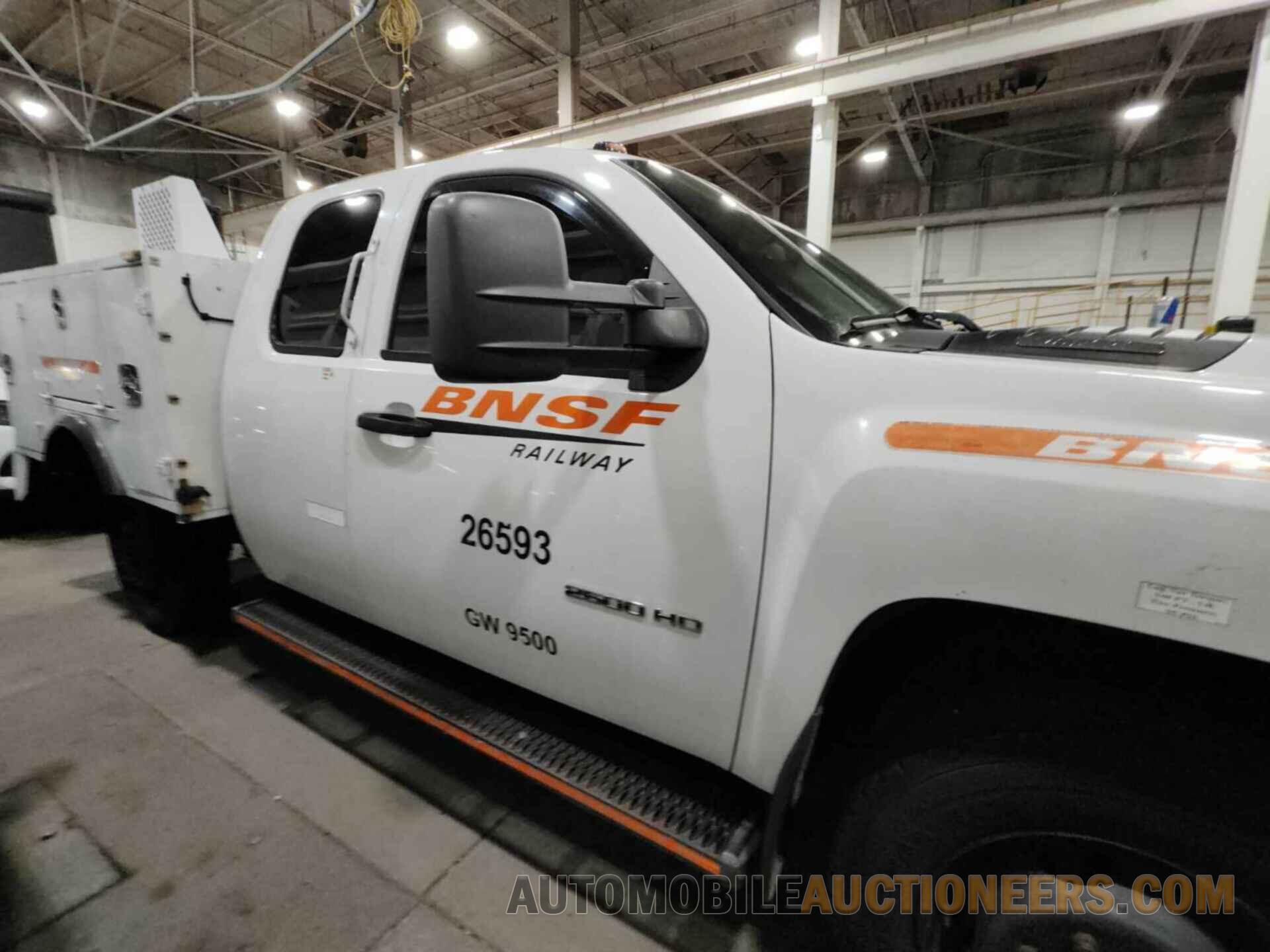 1GC2KVCG5DZ207767 CHEVROLET SILVERADO 2013