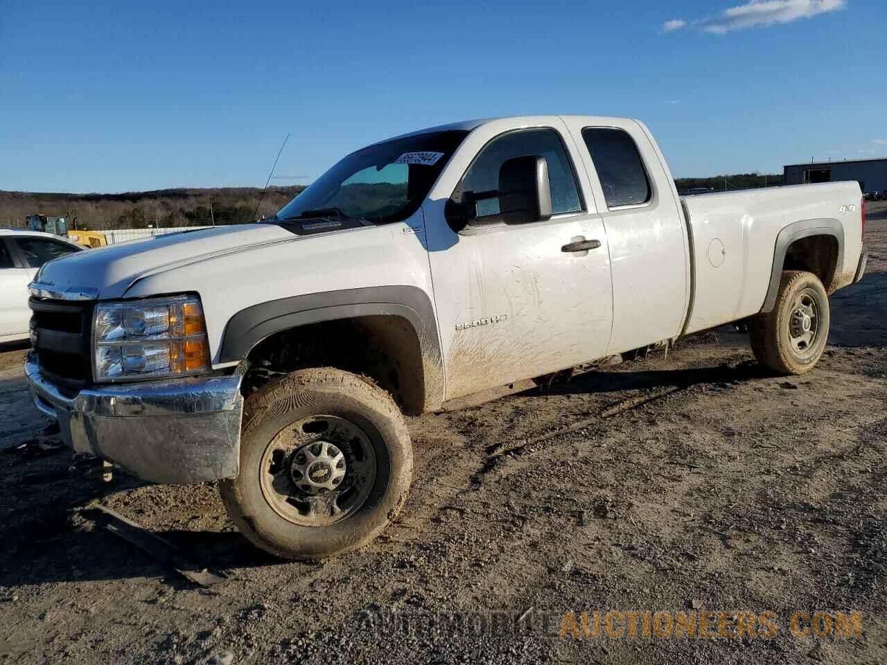 1GC2KVCG8BZ445951 CHEVROLET ALL Models 2011