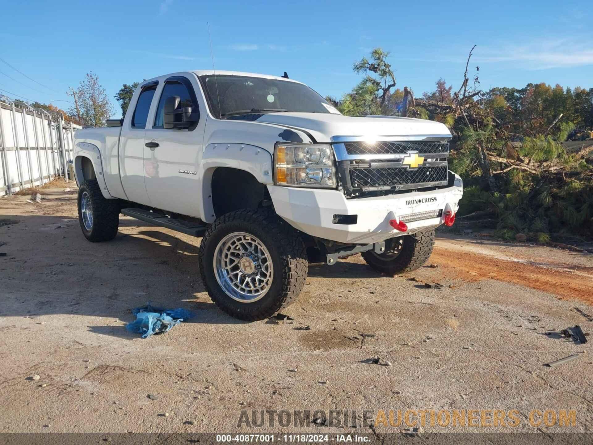 1GC2KVCG9CZ305103 CHEVROLET SILVERADO 2500HD 2012