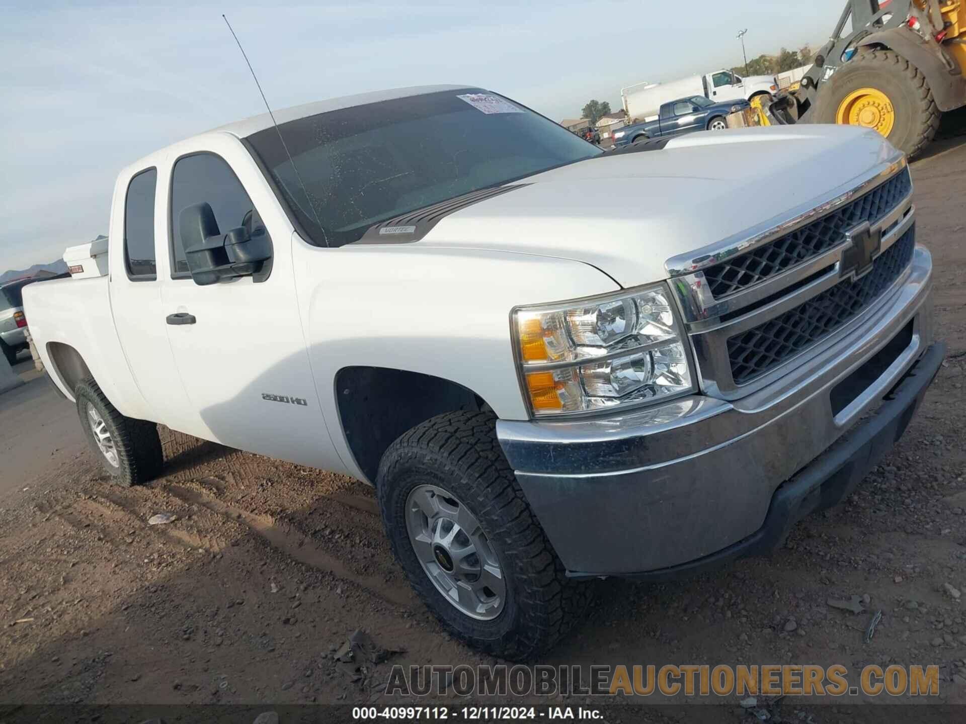 1GC2KVEG3BZ235321 CHEVROLET SILVERADO 2500HD 2011