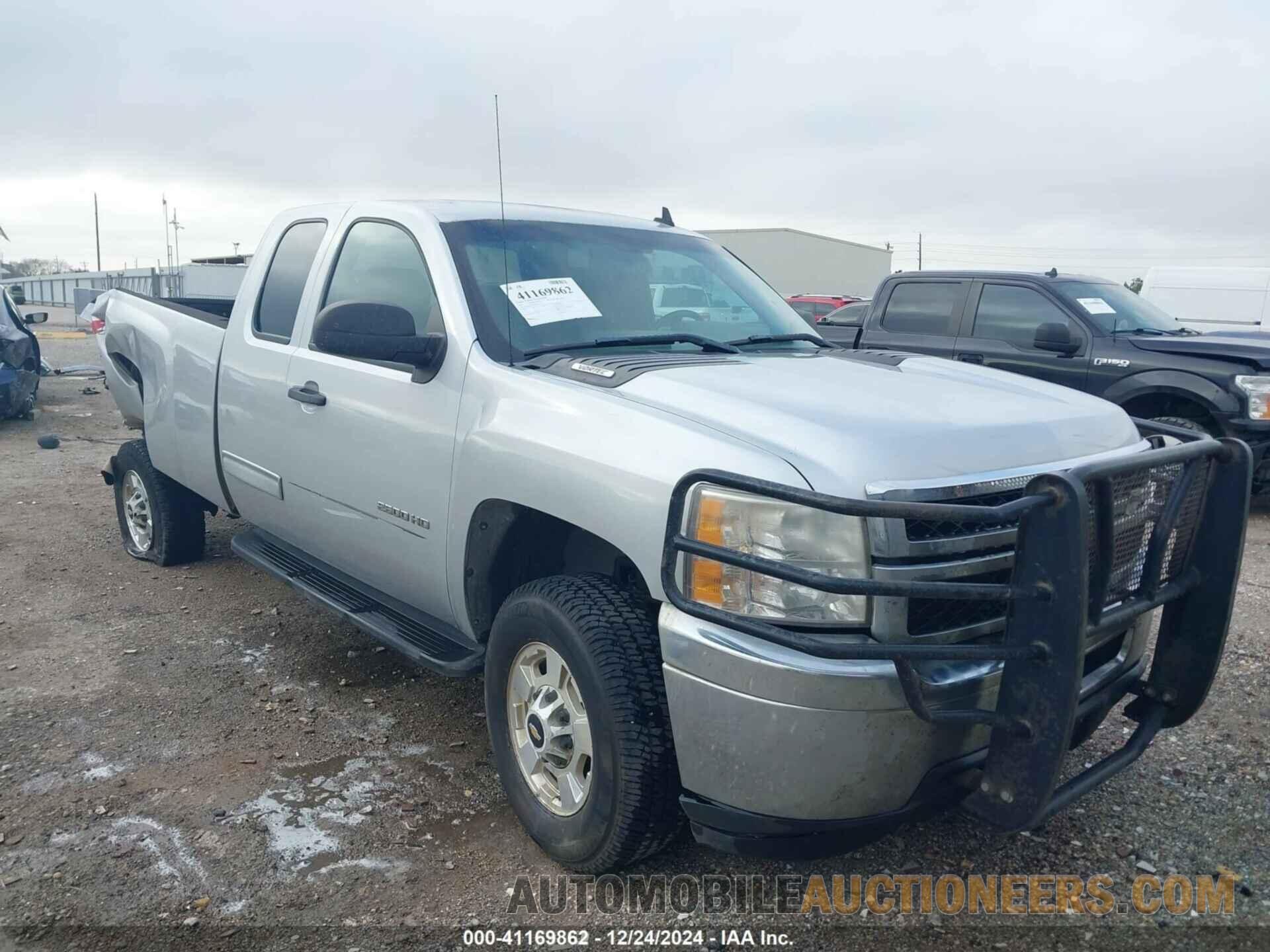 1GC2KXCG6BZ205339 CHEVROLET SILVERADO 2500HD 2011