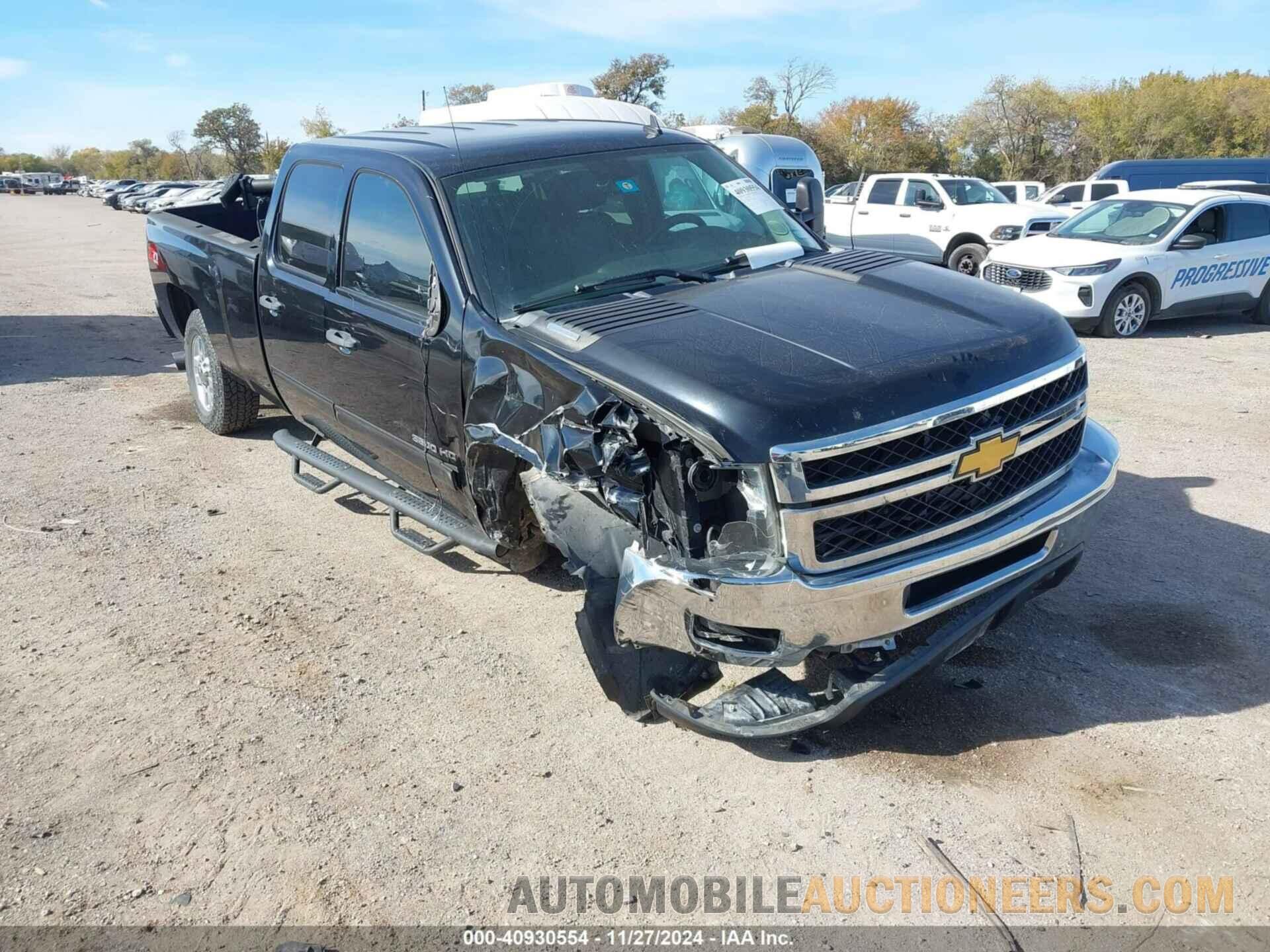 1GC4K0C83DF118379 CHEVROLET SILVERADO 3500HD 2013