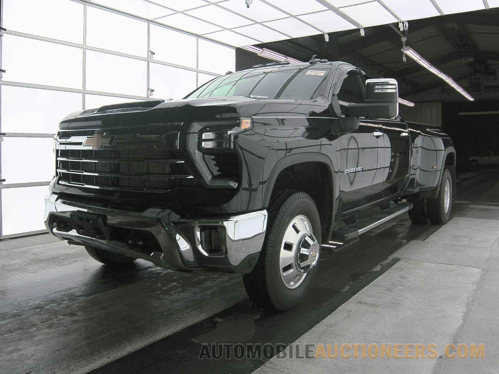 1GC4YUEY0RF131665 Chevrolet Silverado 3500HD 2024