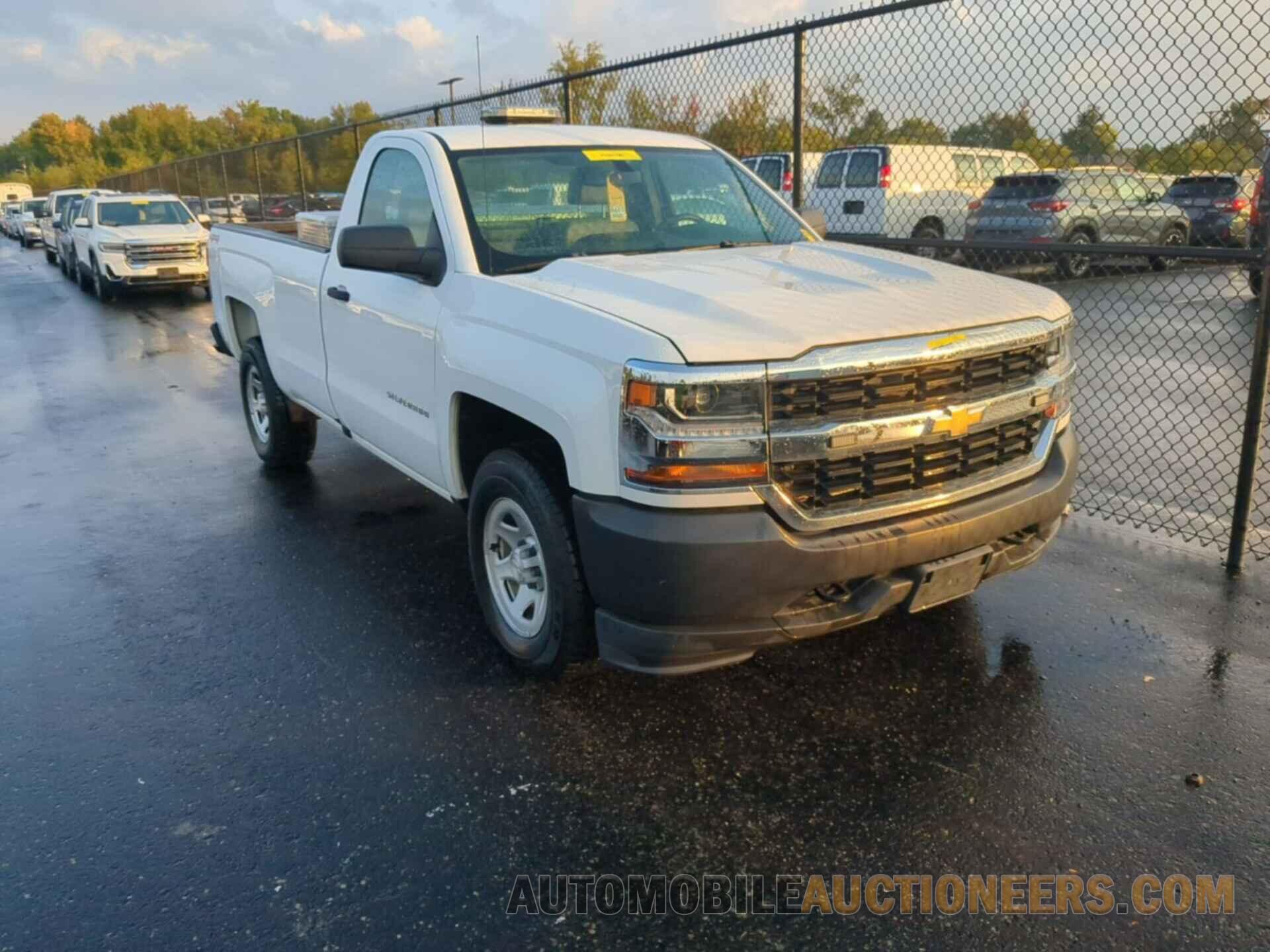 1GCNKNEC8JZ358010 CHEVROLET SILVERADO 1500 2018