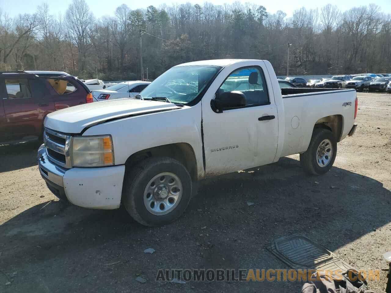 1GCNKPEAXBZ330608 CHEVROLET ALL Models 2011