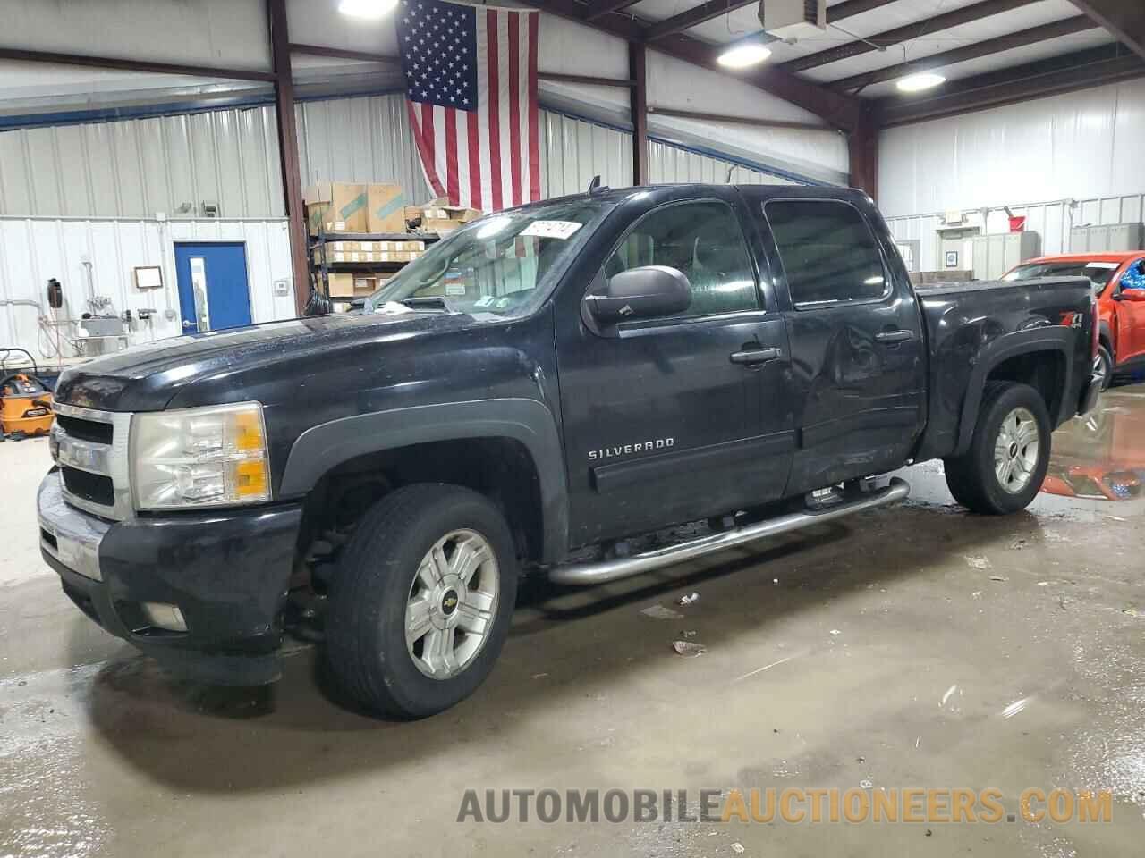 1GCPKSE3XBF155761 CHEVROLET ALL Models 2011