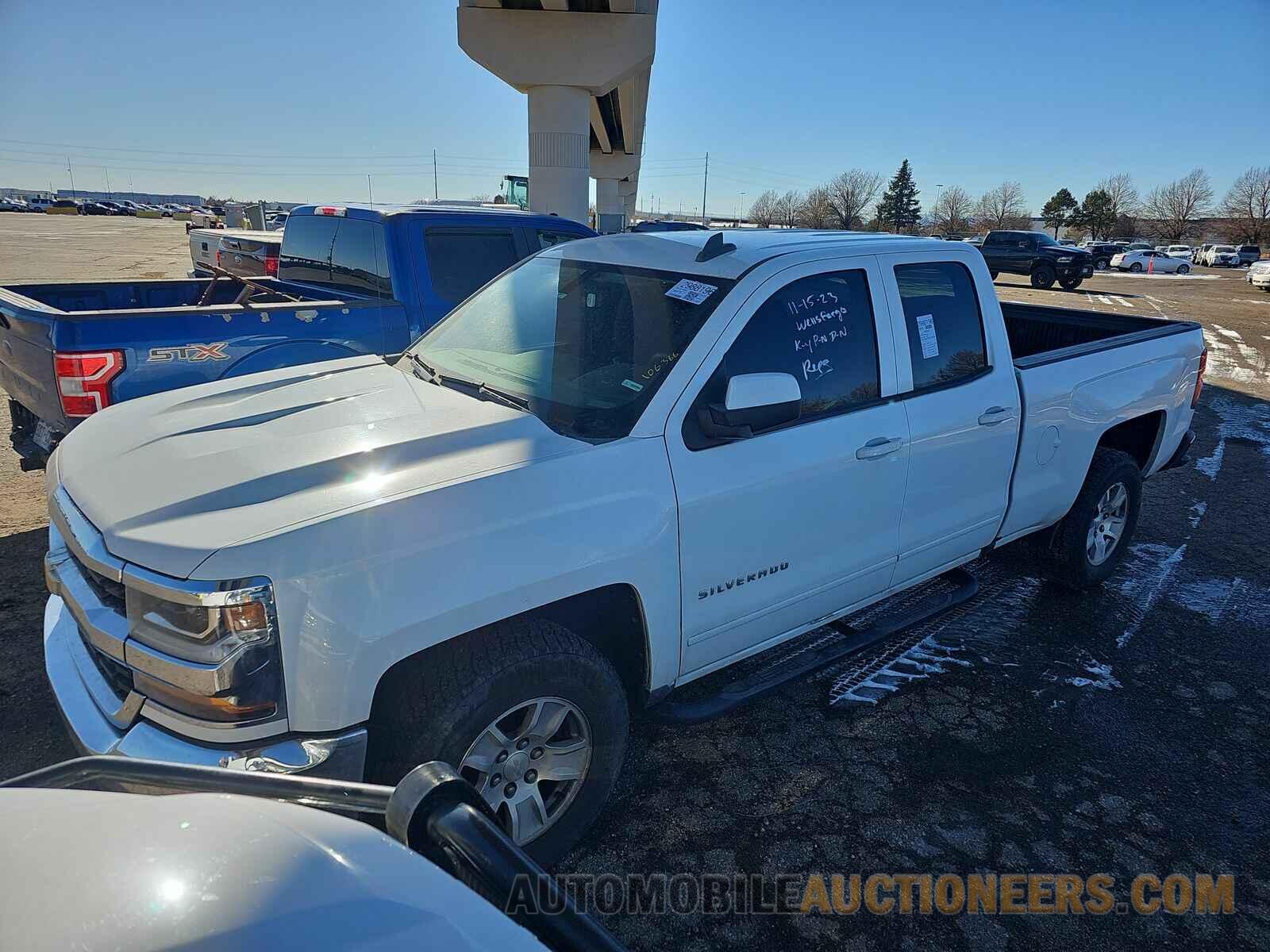 1GCRCREH4JZ166049 Chevrolet Silverado 1500 2018