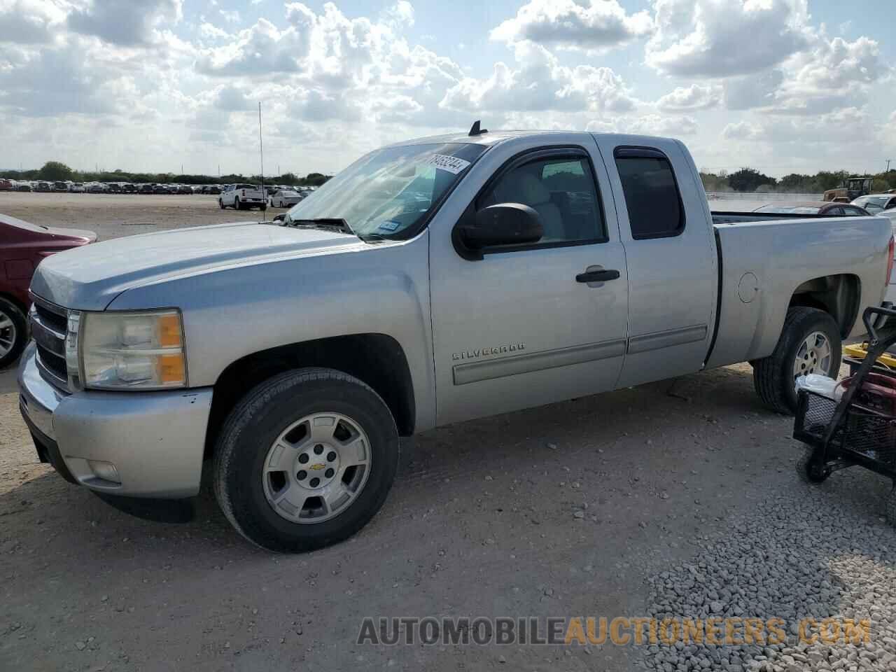 1GCRCSE04BZ427229 CHEVROLET ALL Models 2011