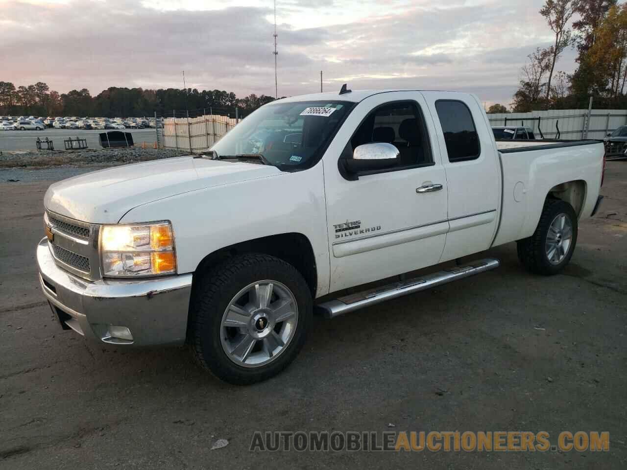 1GCRCSE08DZ393816 CHEVROLET ALL Models 2013