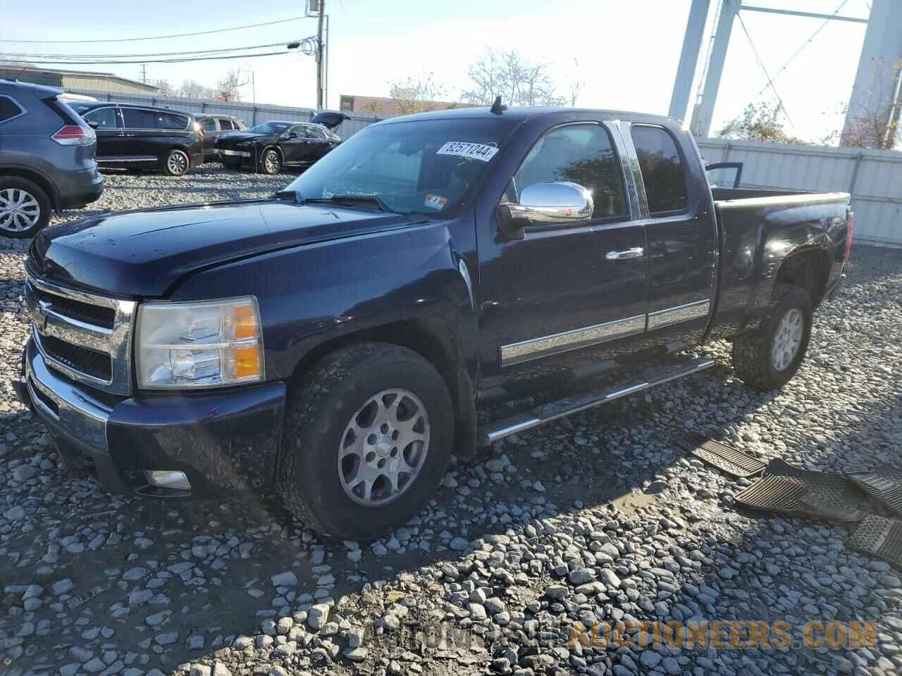 1GCRKSE30BZ163987 CHEVROLET ALL Models 2011