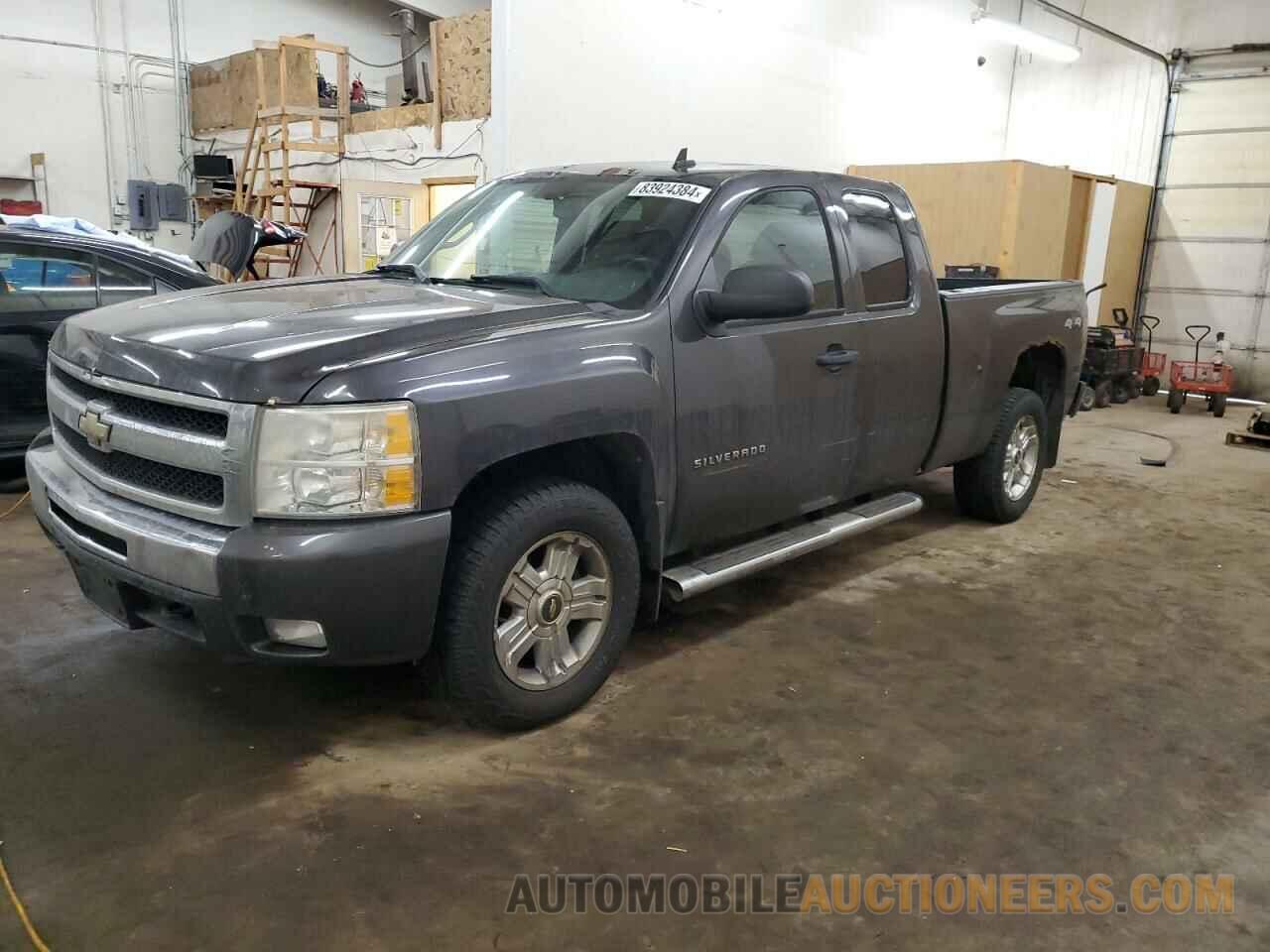 1GCRKSE33BZ116212 CHEVROLET ALL Models 2011