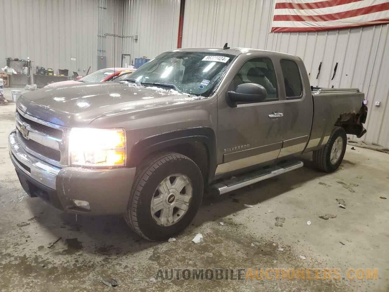 1GCRKSE33BZ332805 CHEVROLET ALL Models 2011