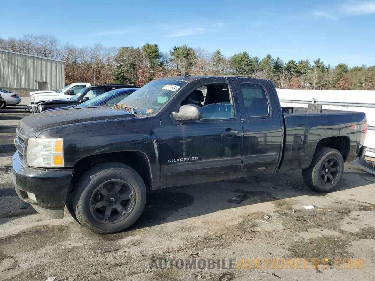 1GCRKSE33BZ457657 CHEVROLET ALL Models 2011