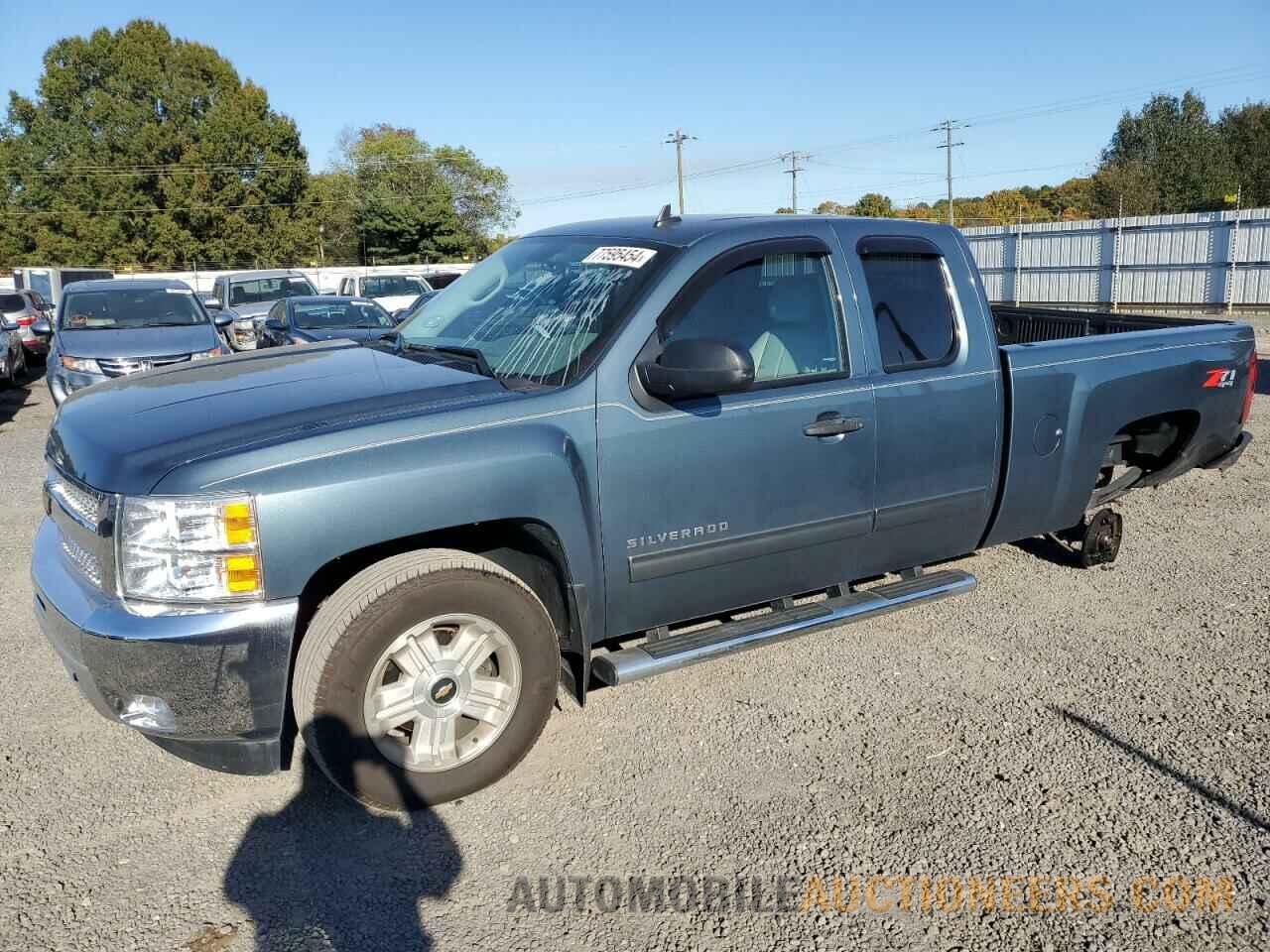 1GCRKSE72DZ372377 CHEVROLET ALL Models 2013