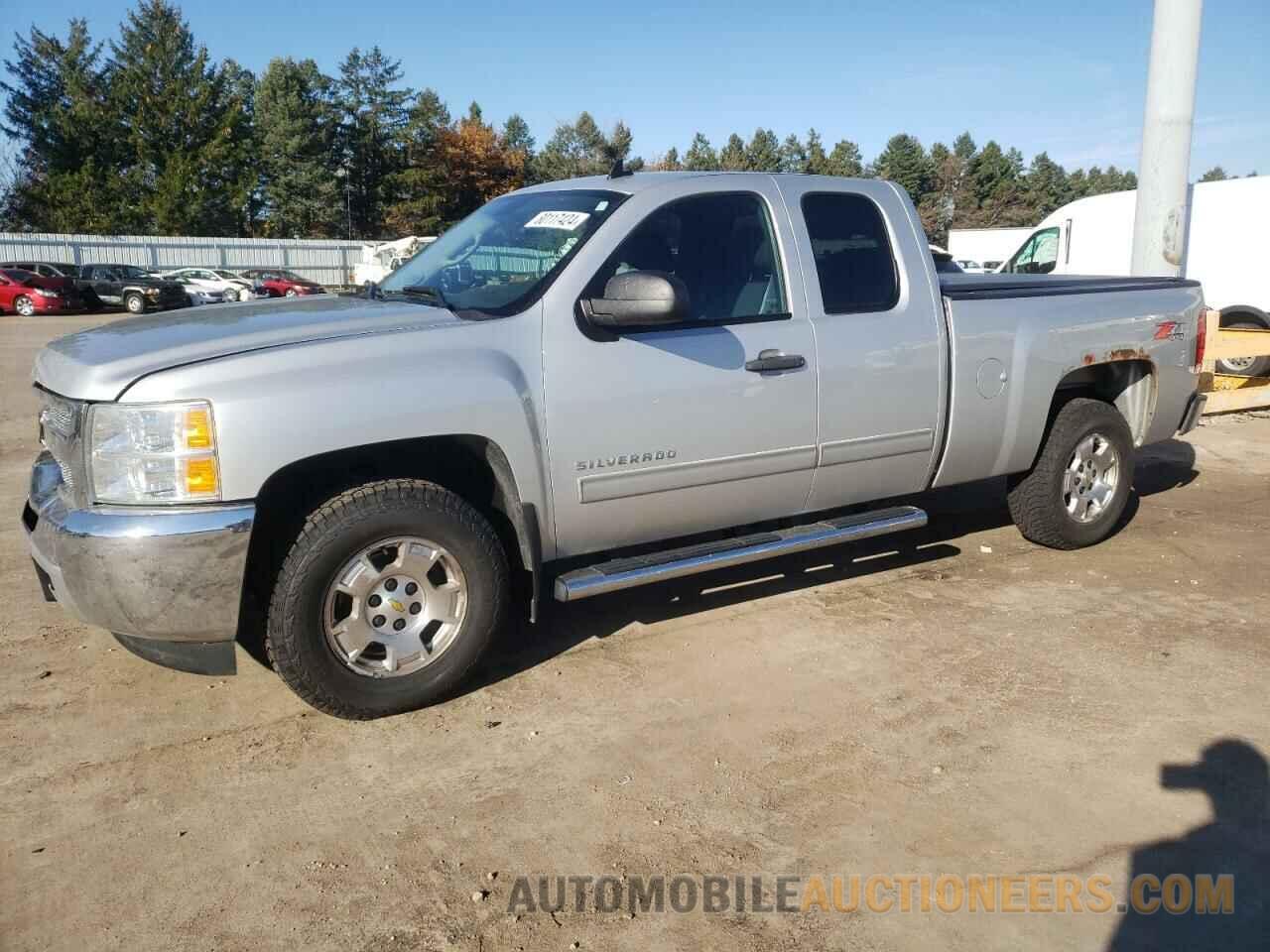 1GCRKSE77DZ207442 CHEVROLET ALL Models 2013