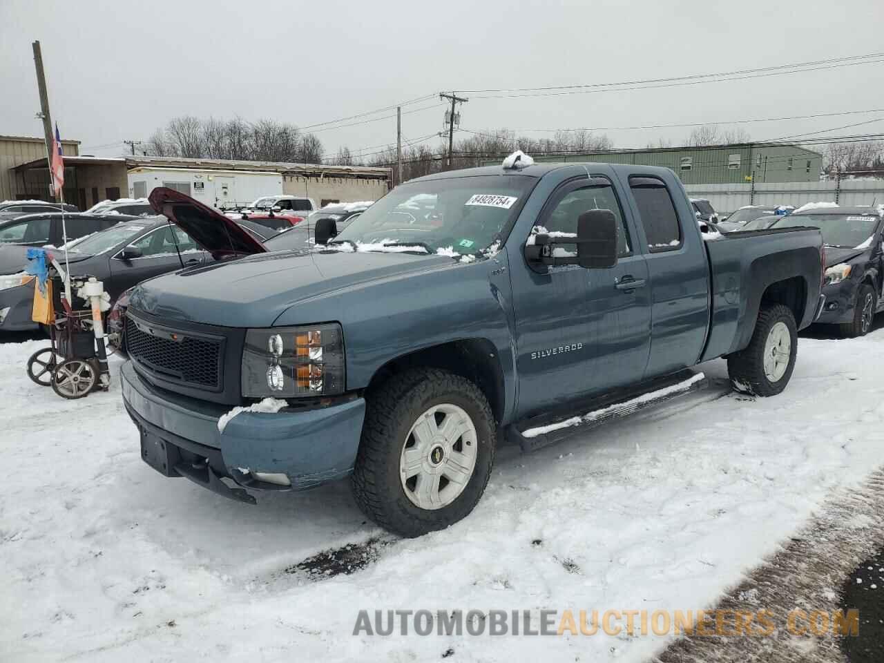 1GCRKTE33BZ157252 CHEVROLET ALL Models 2011